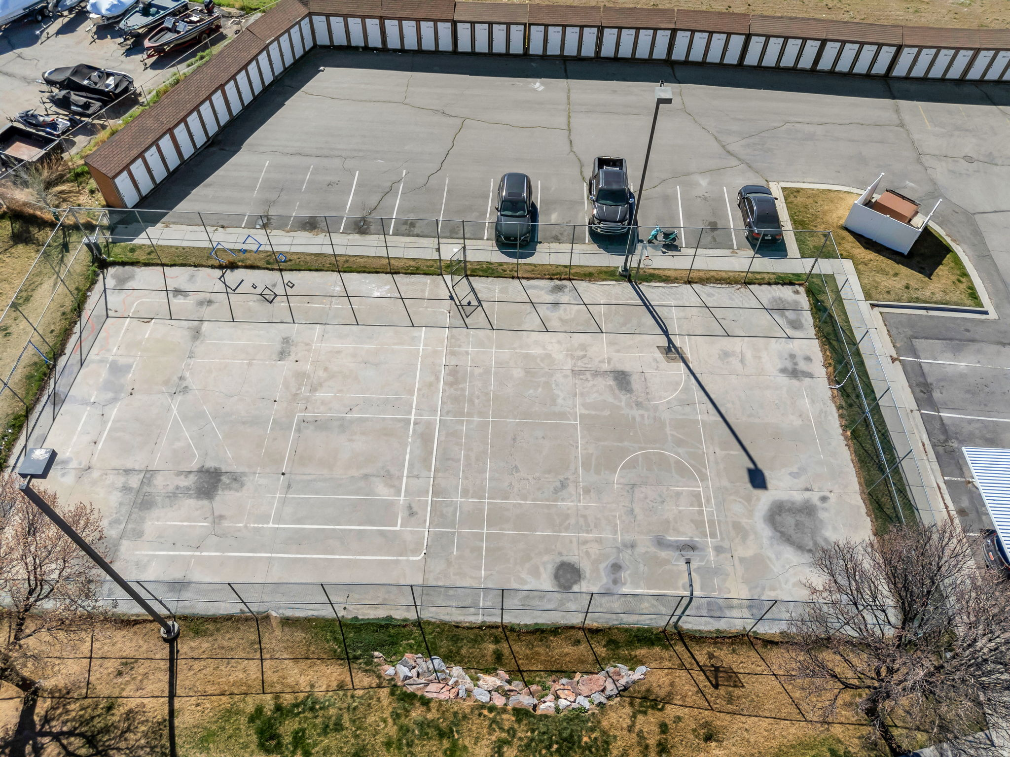 main property photo 24