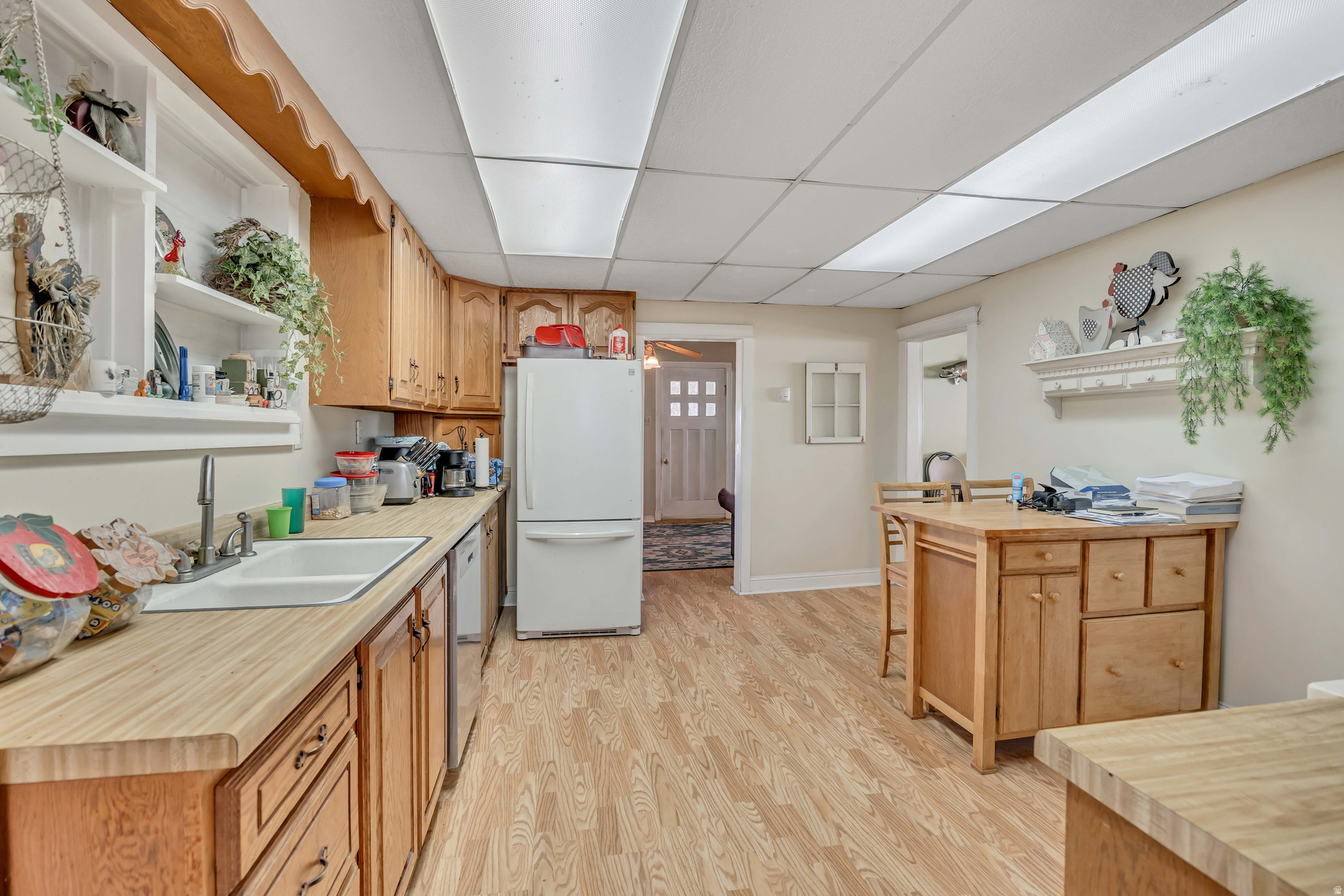 main property photo 8