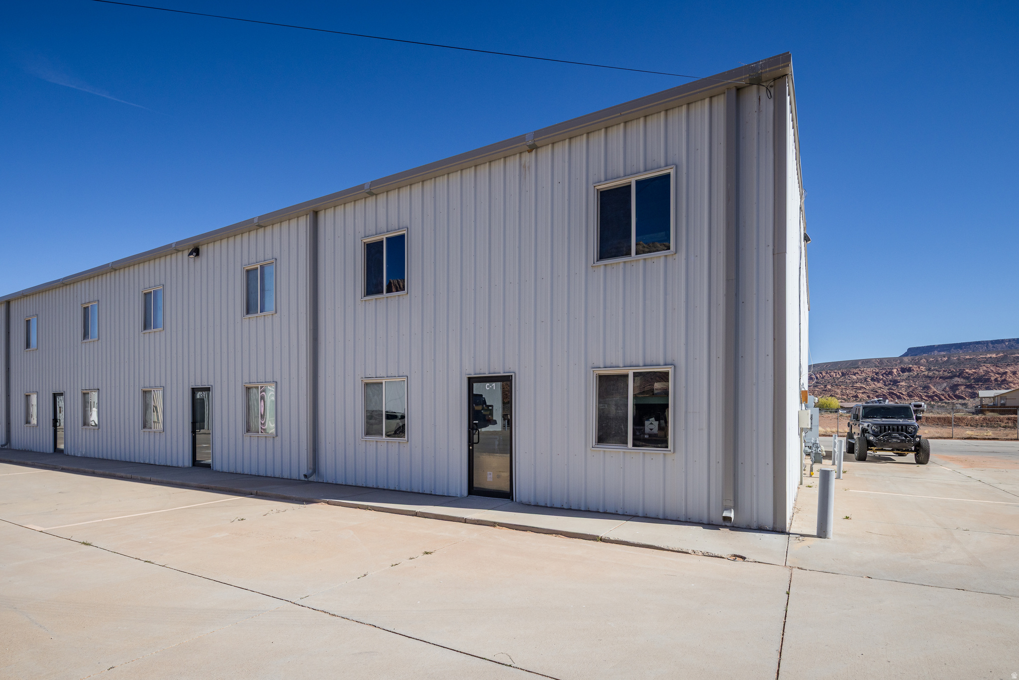 main property photo 2