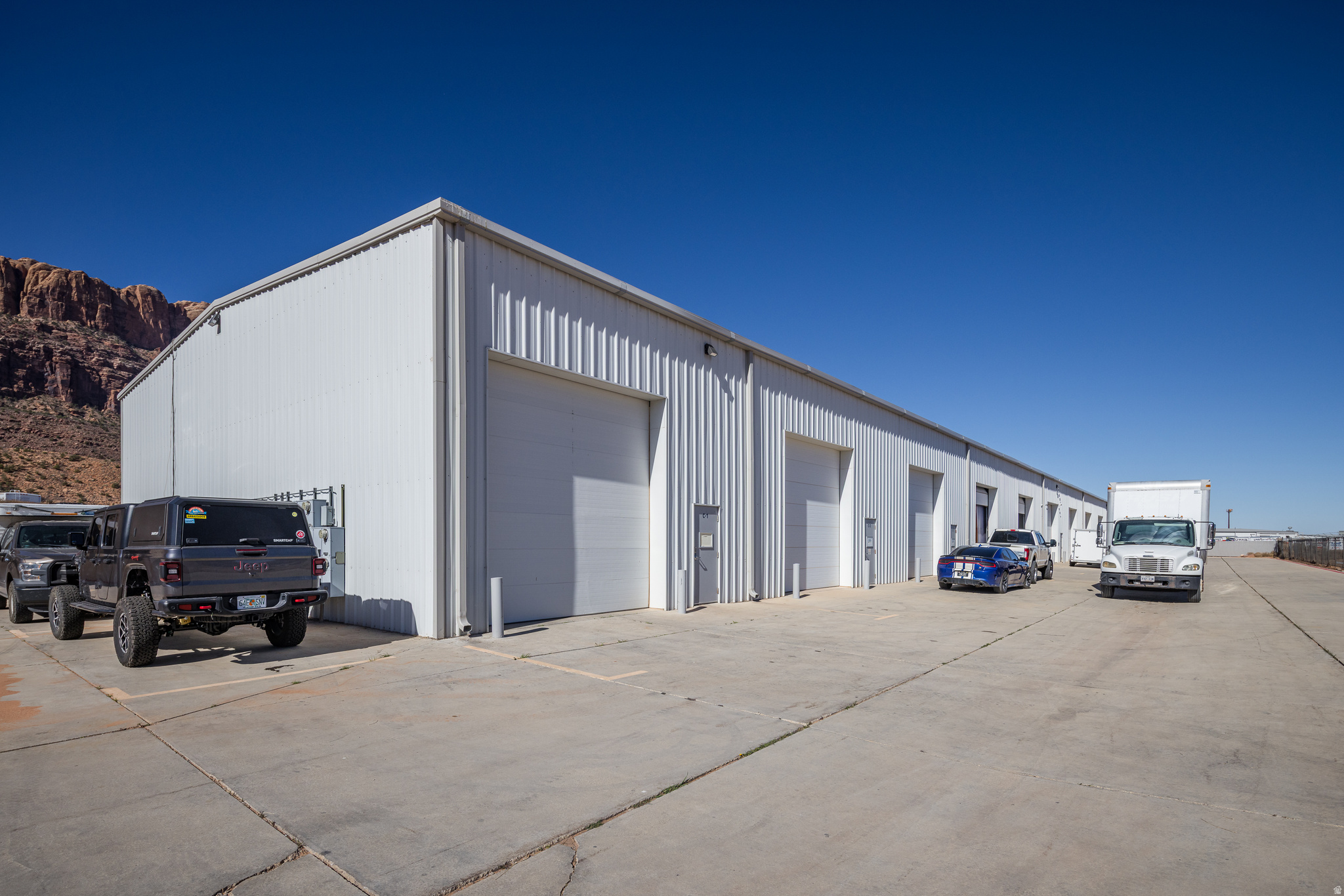 main property photo 4