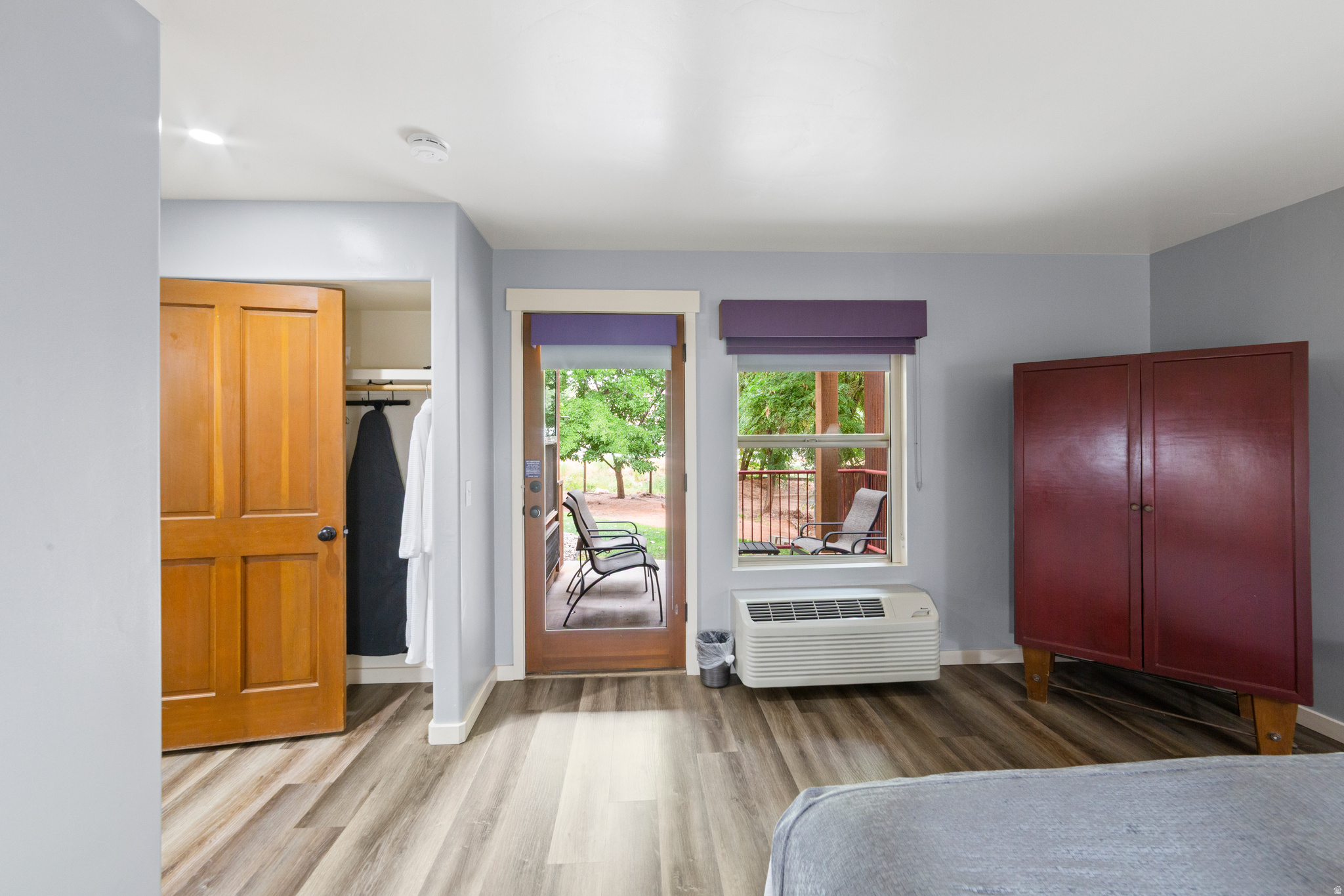 main property photo 19