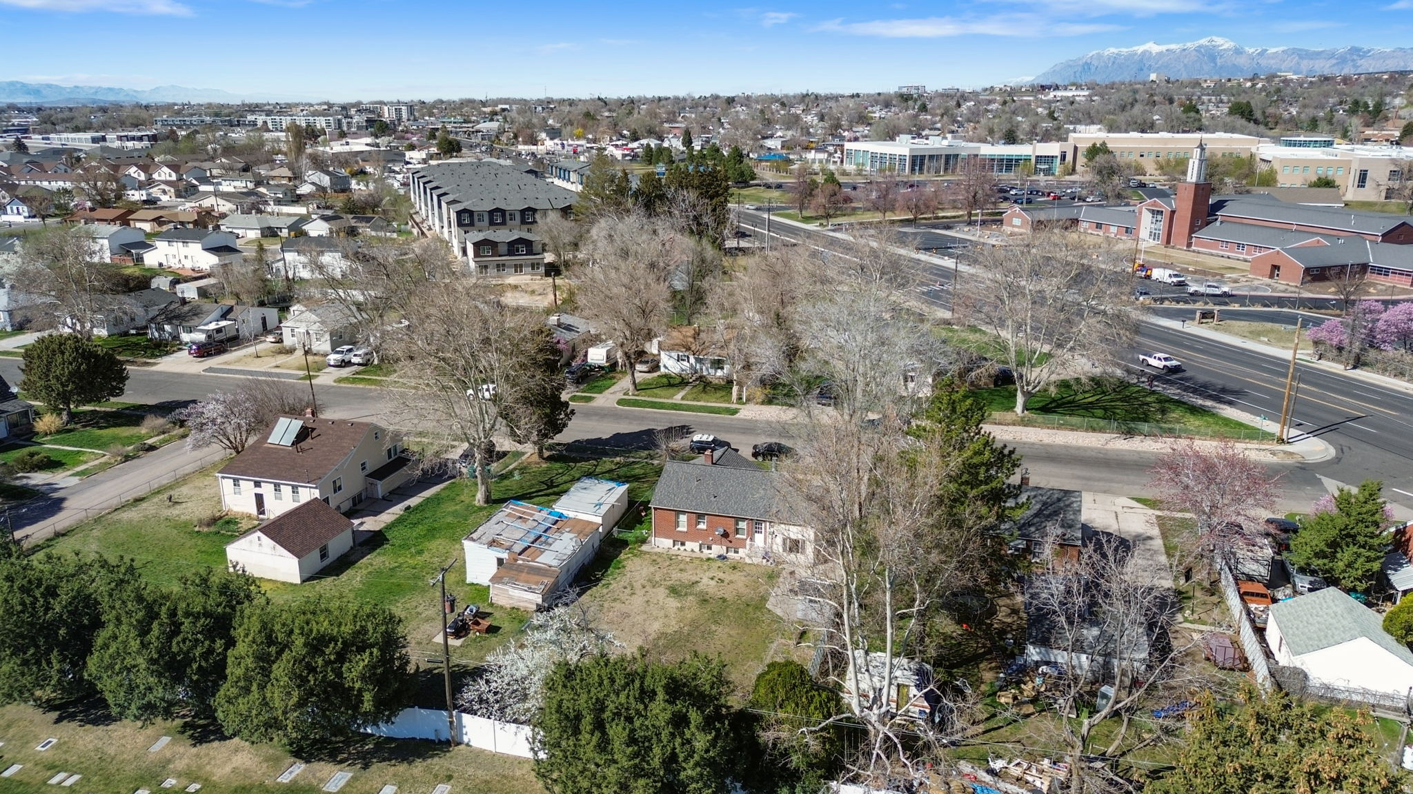 main property photo 44
