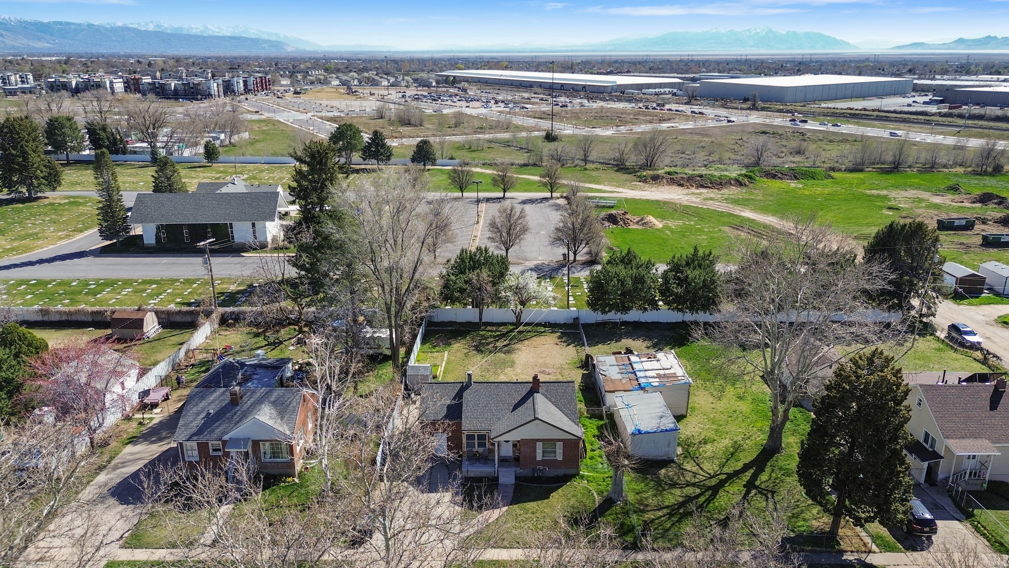 main property photo 5