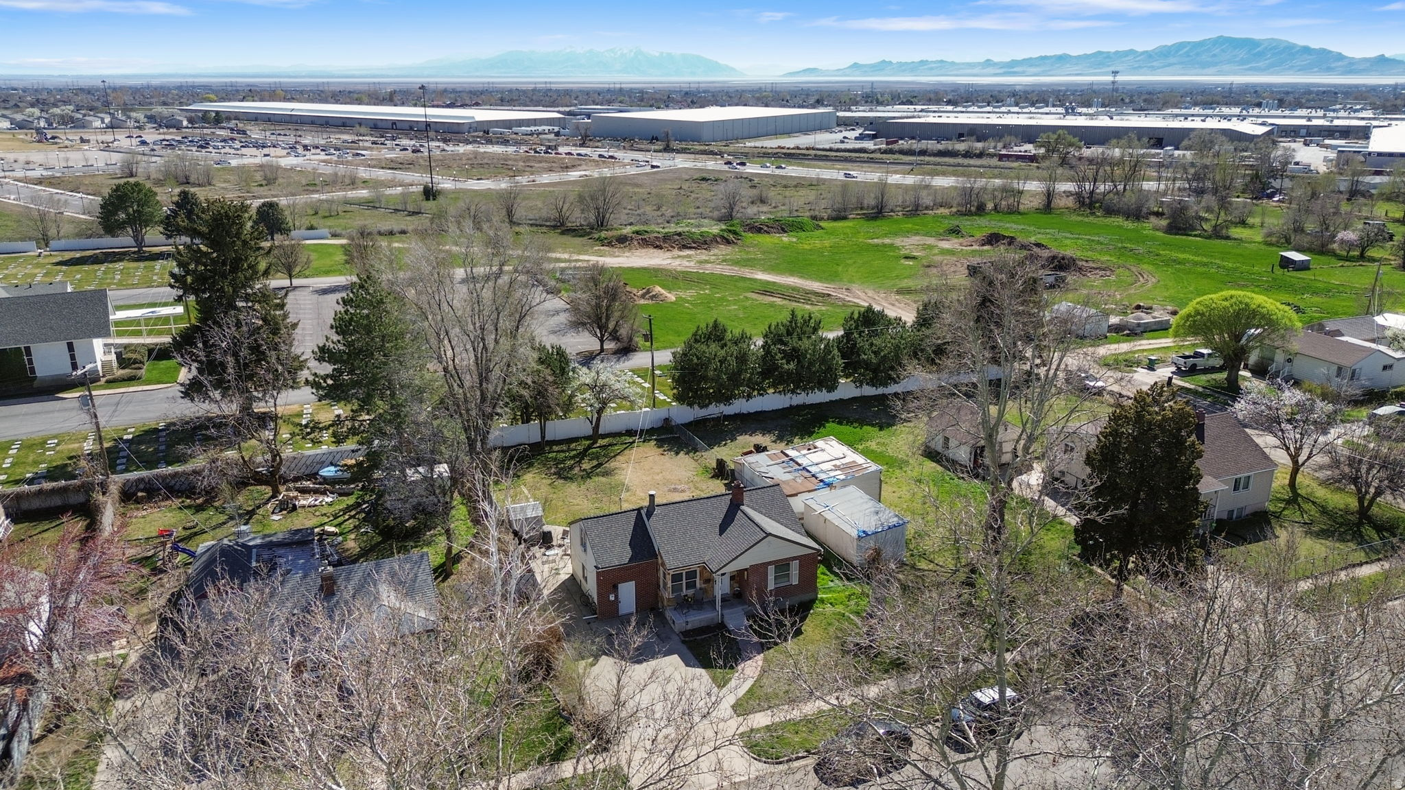 main property photo 7