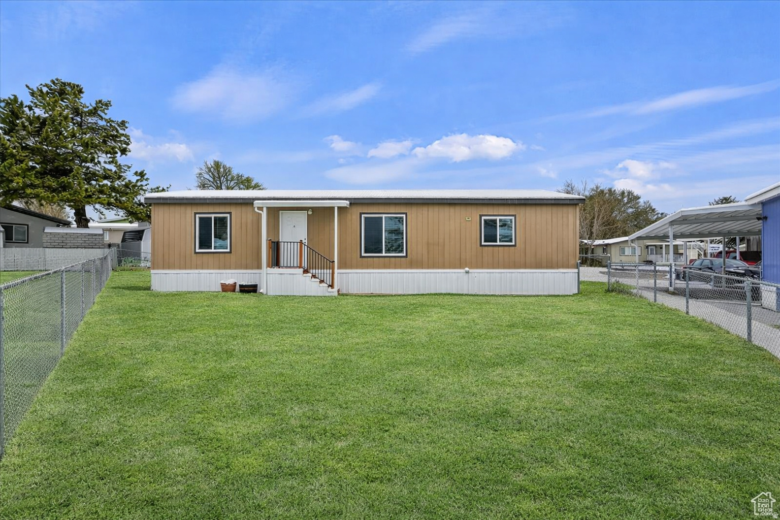 main property photo 31