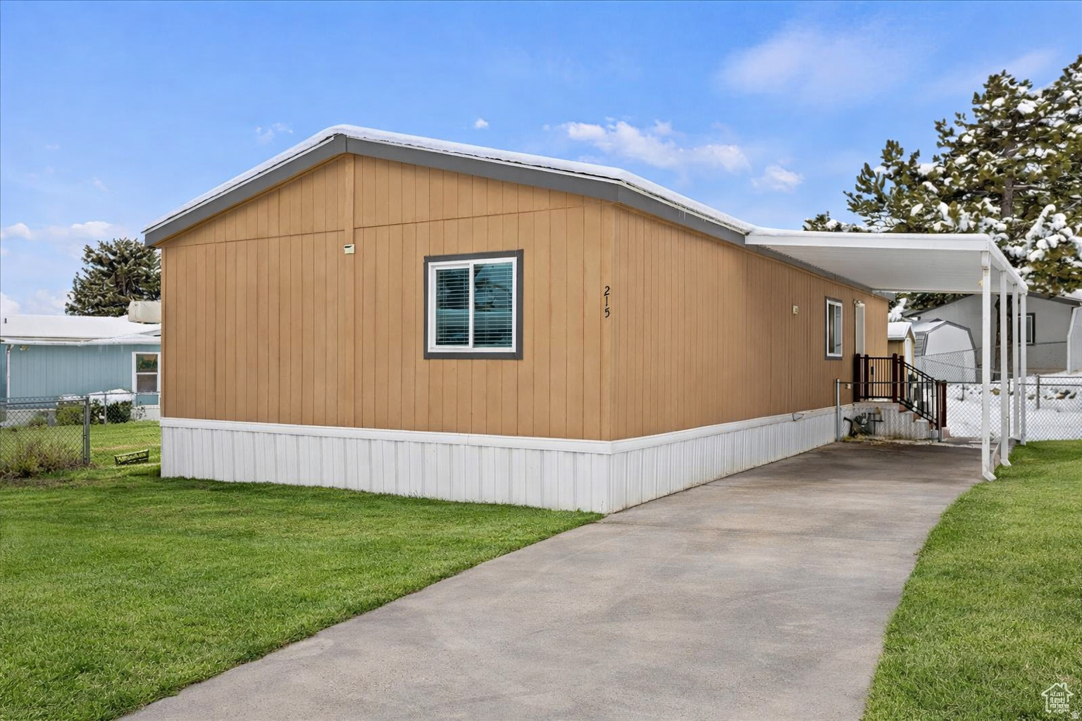 main property photo 33