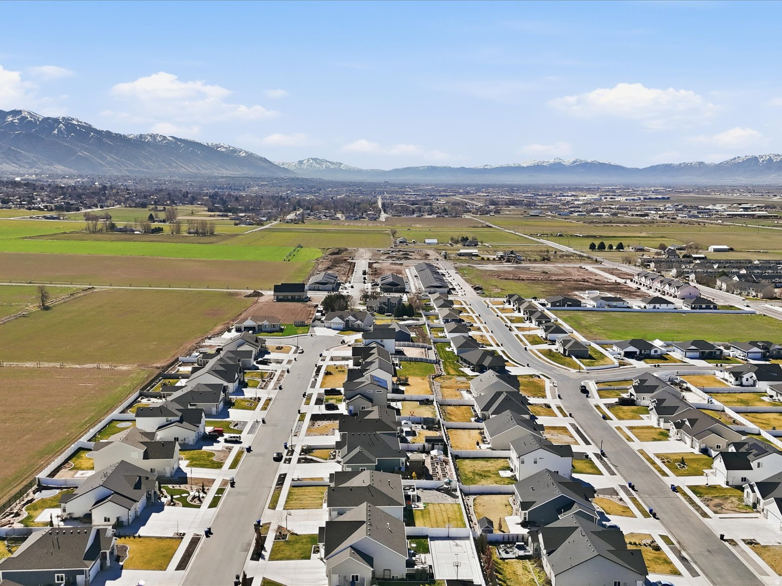 main property photo 64