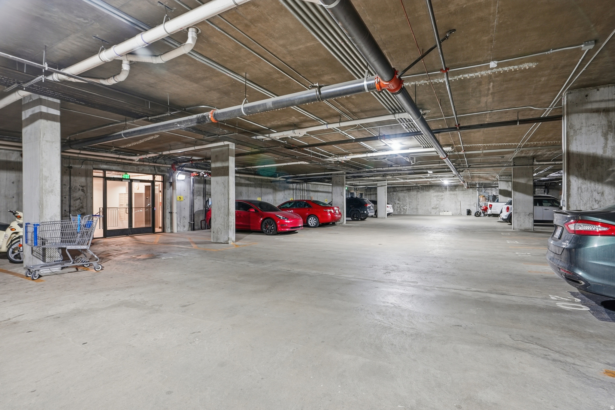 main property photo 25