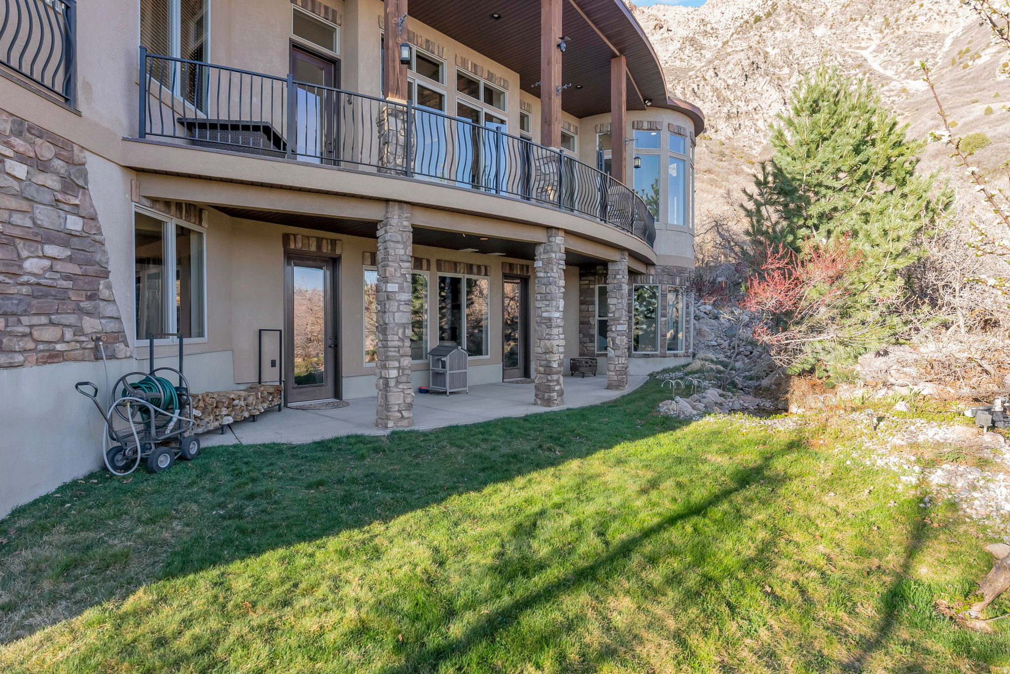 main property photo 70