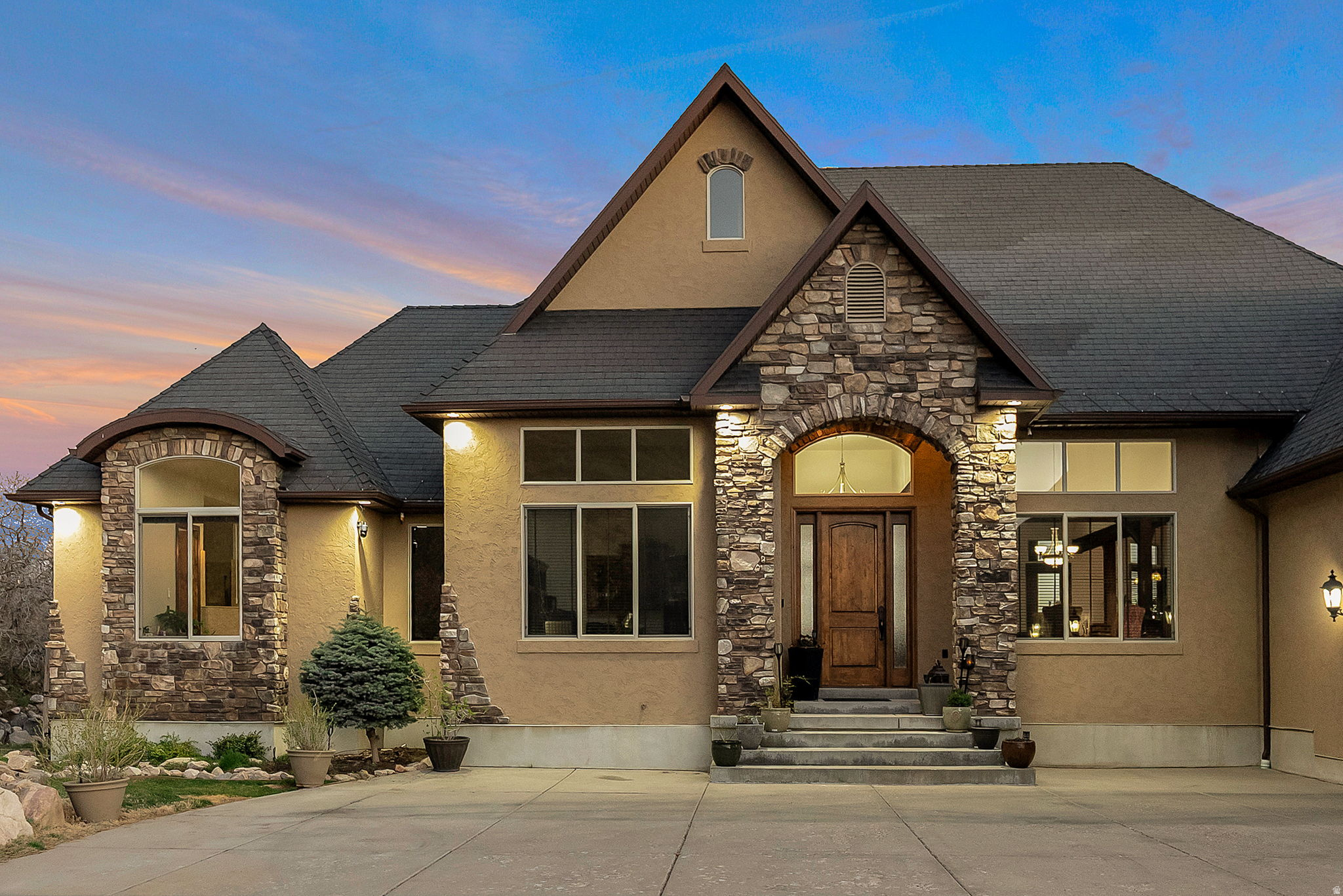 main property photo 78