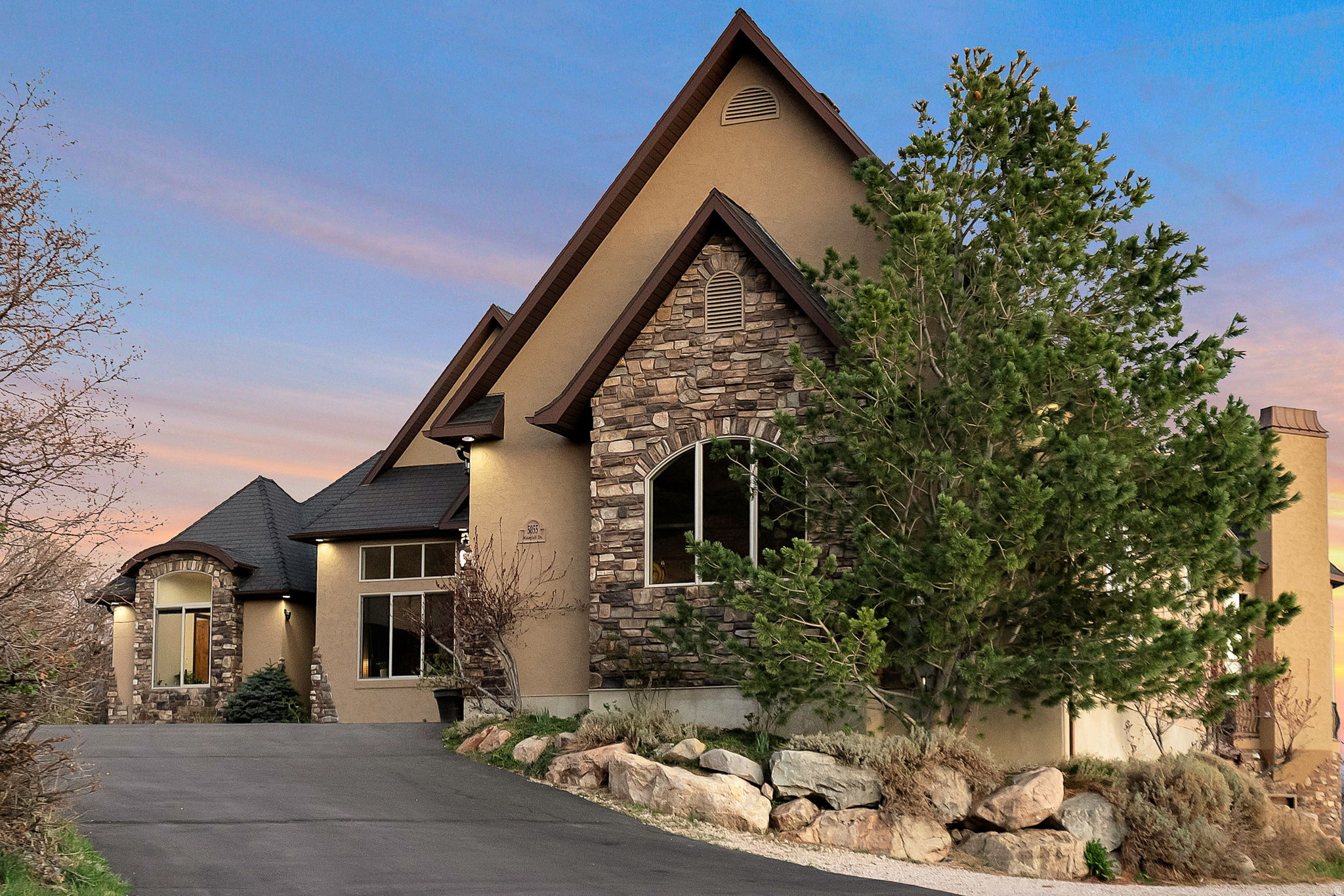 main property photo 79