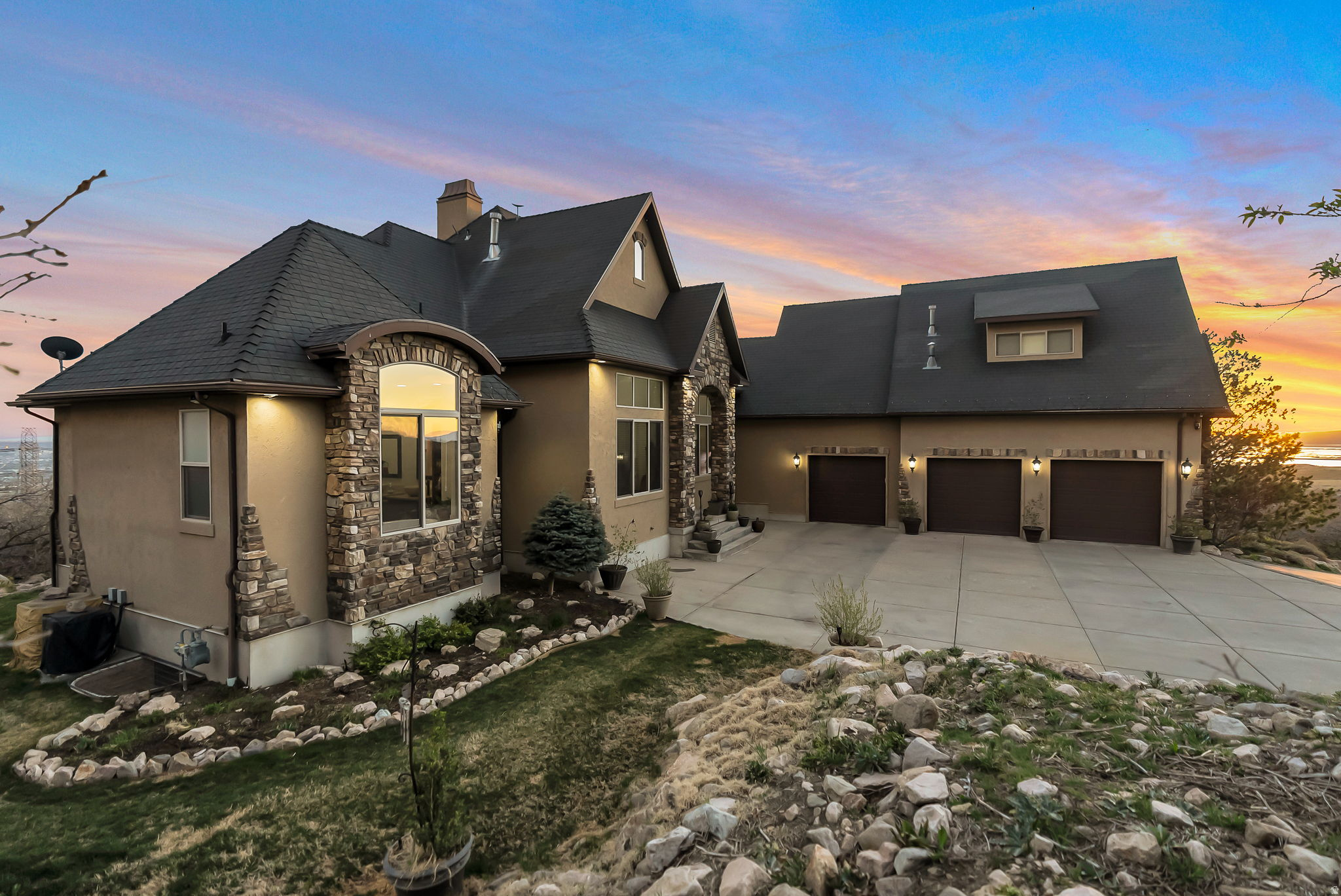 main property photo 81