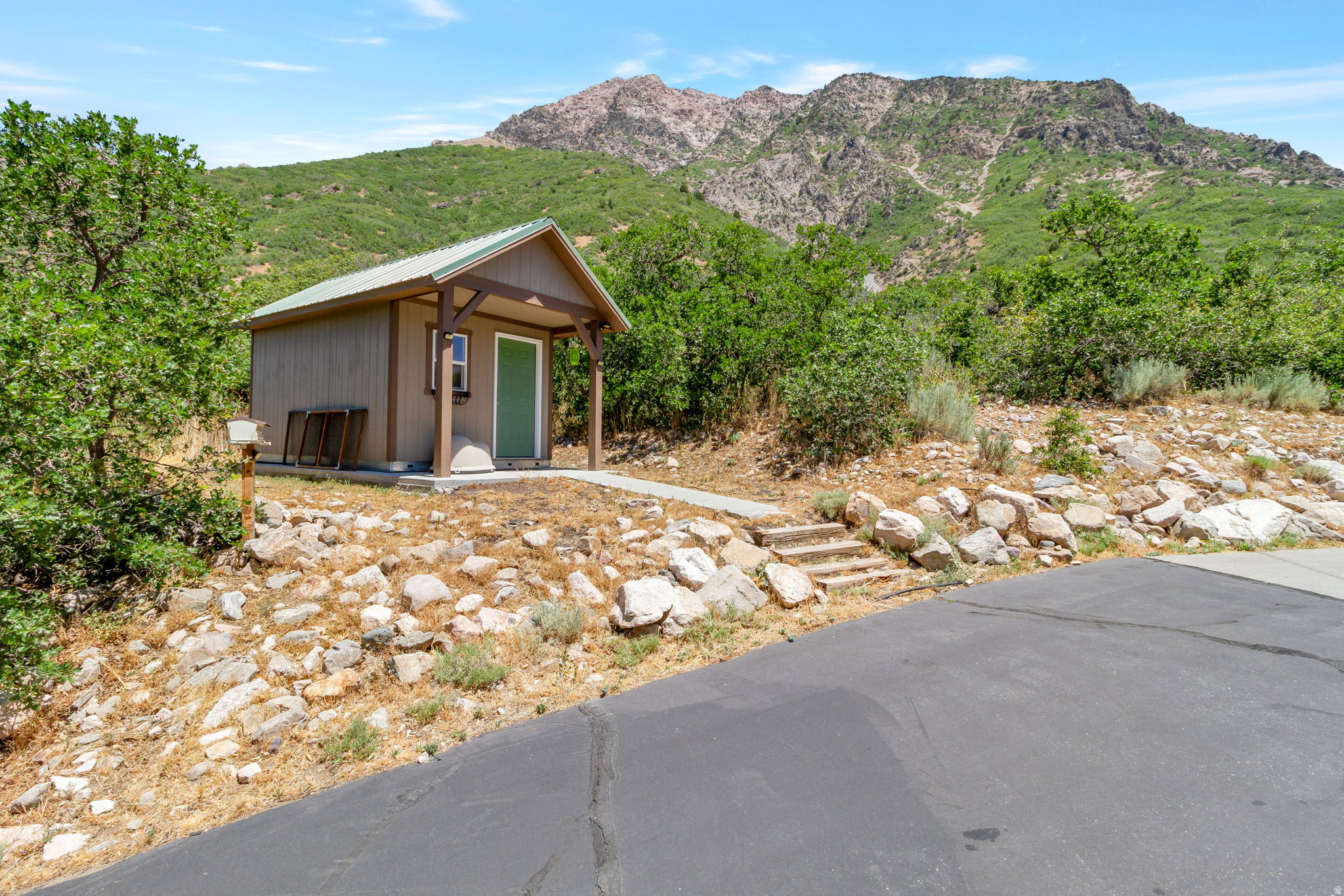 main property photo 86