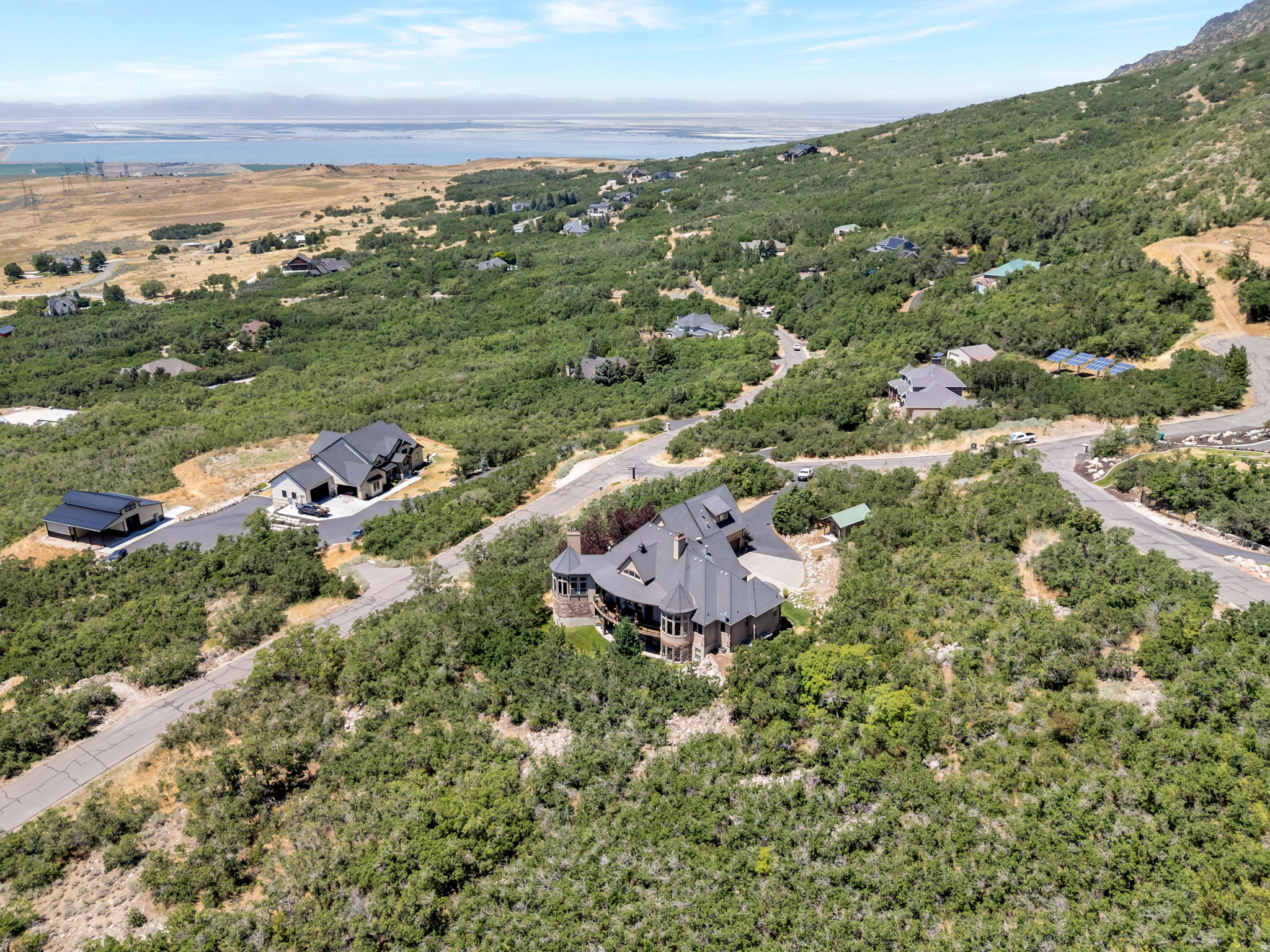 main property photo 88