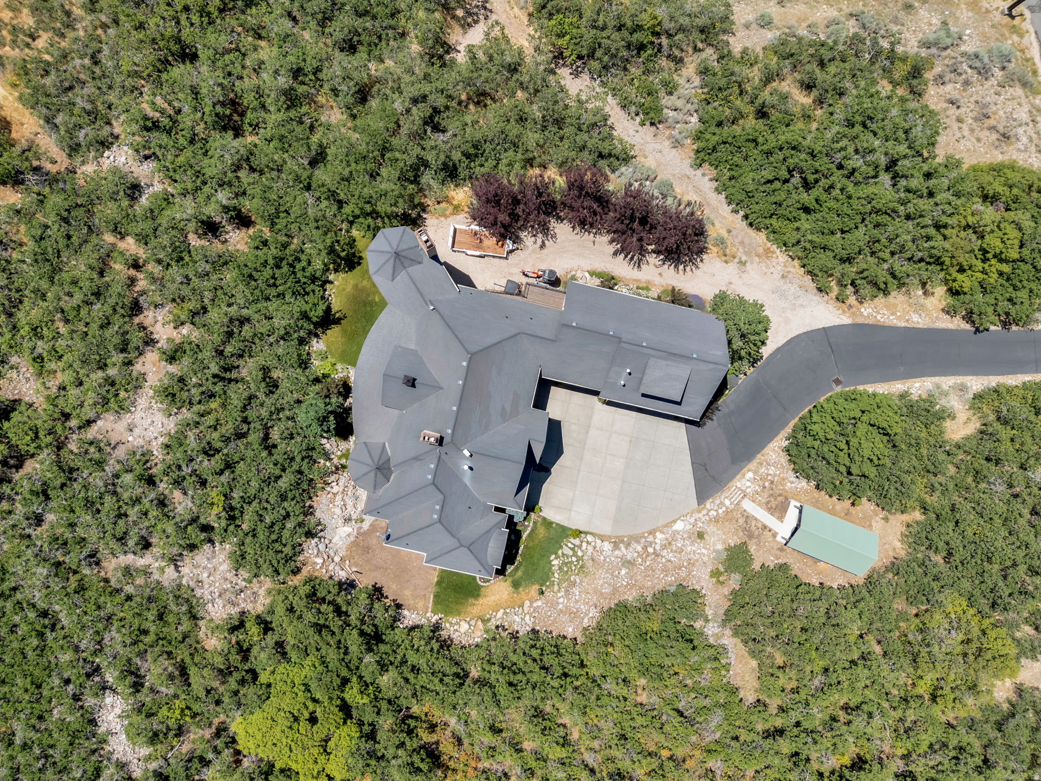 main property photo 89