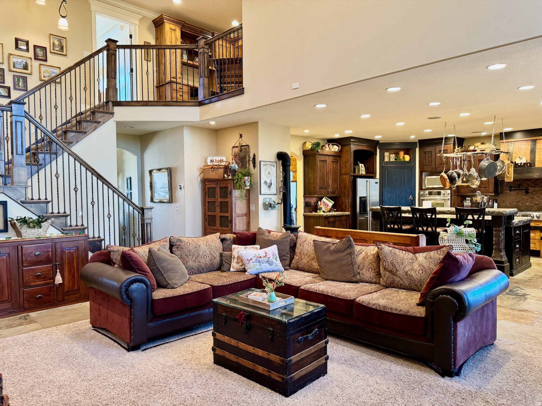 main property photo 15