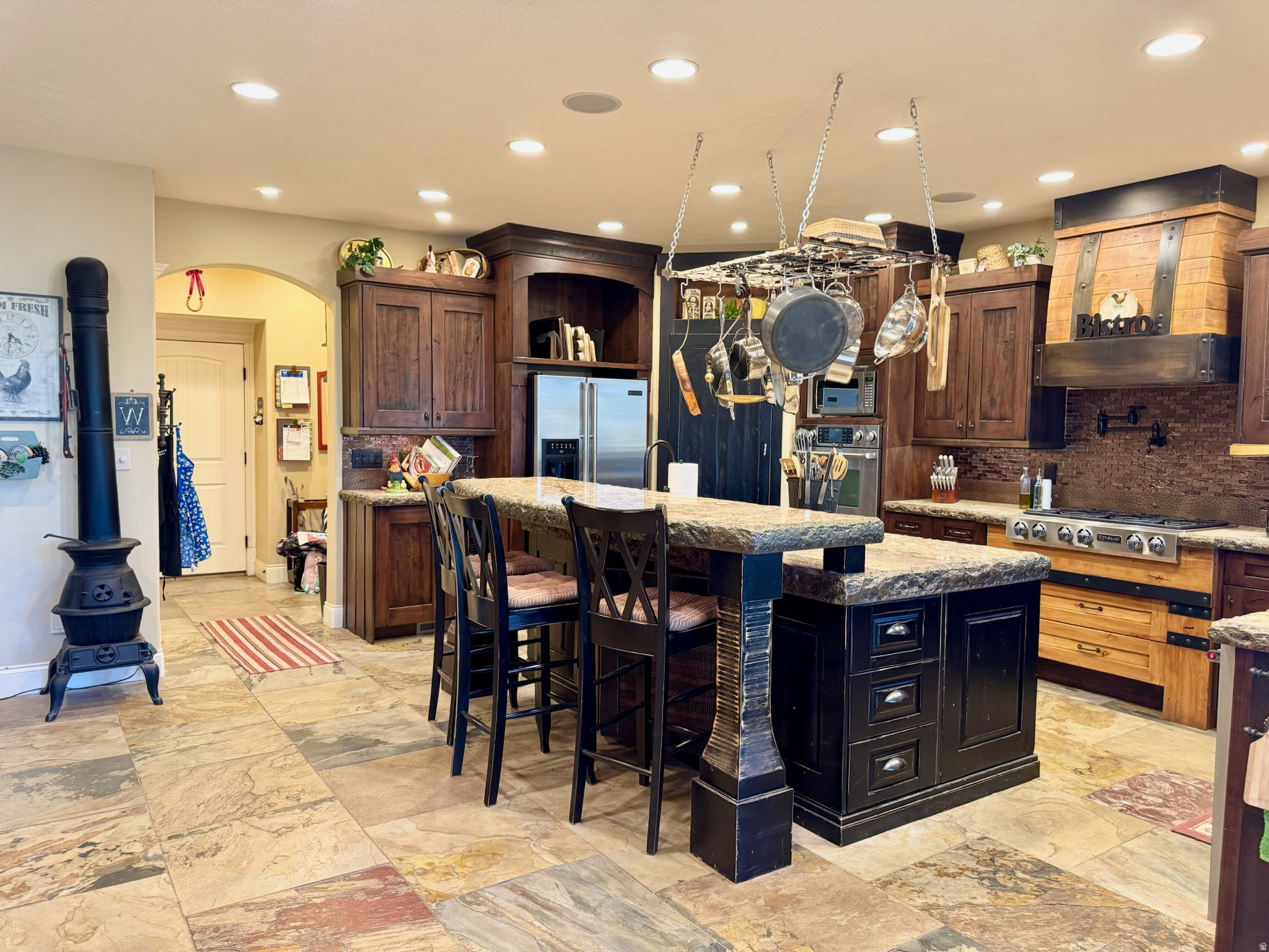 main property photo 24