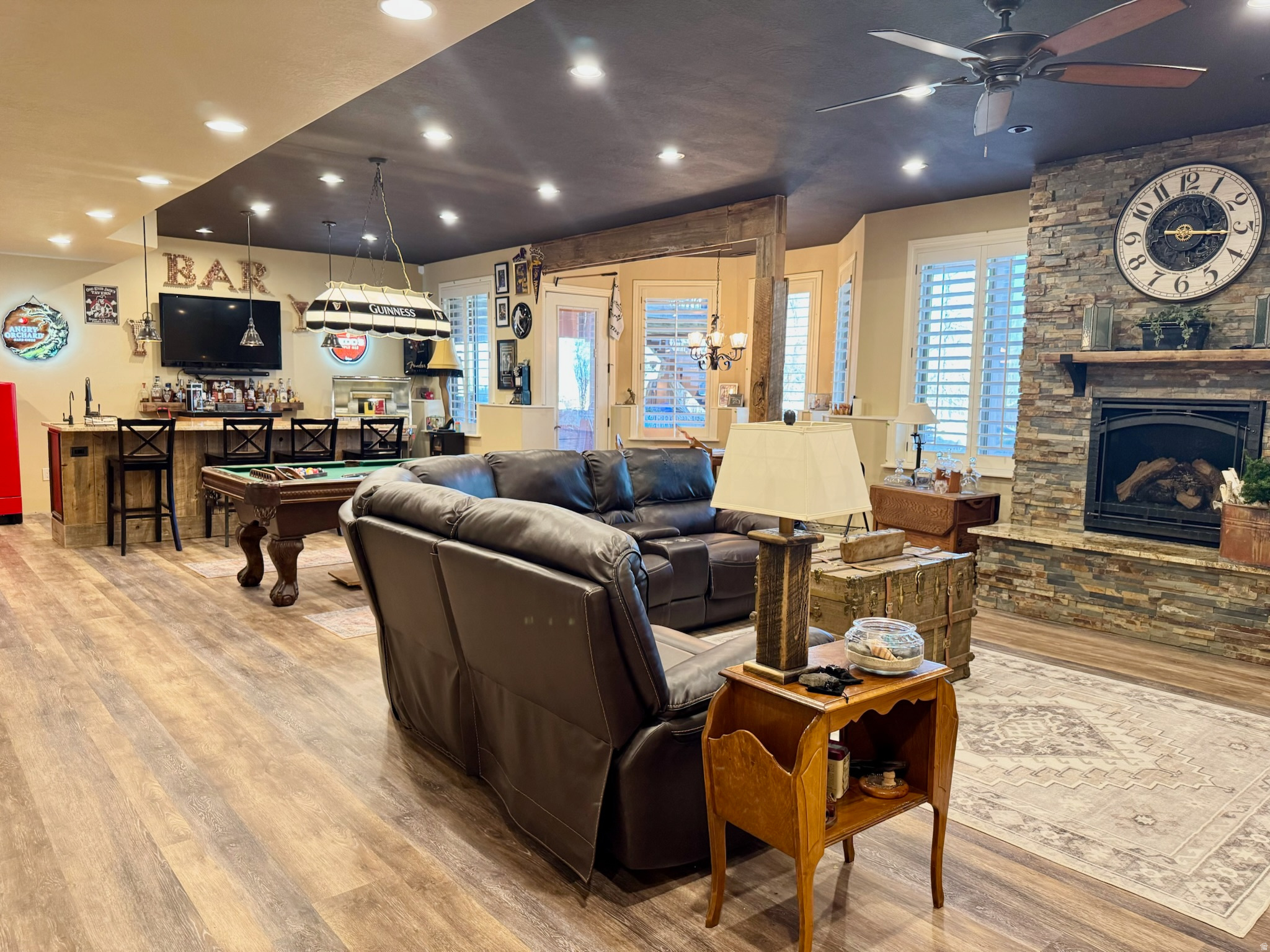main property photo 50