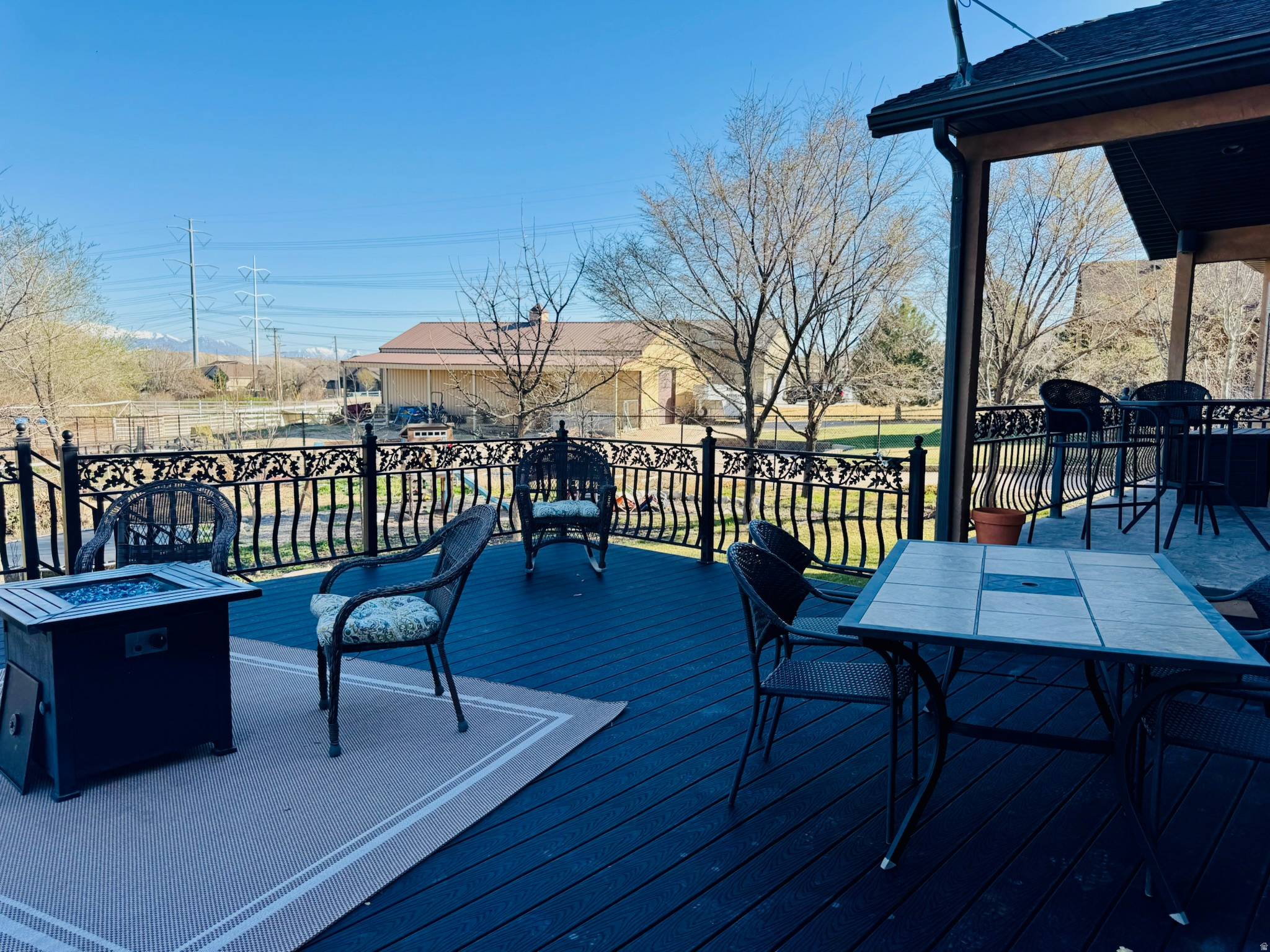 main property photo 60