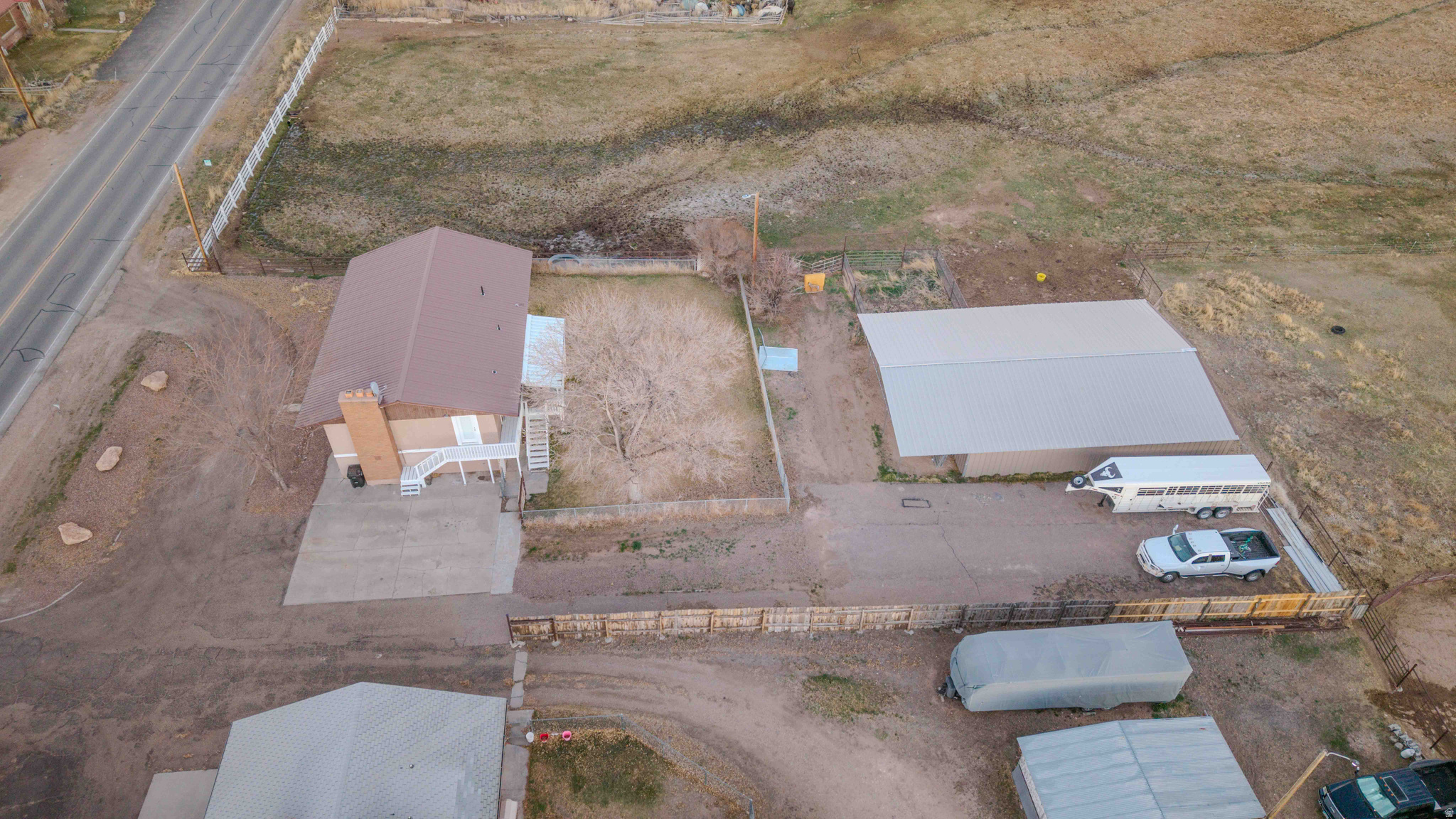 main property photo 43