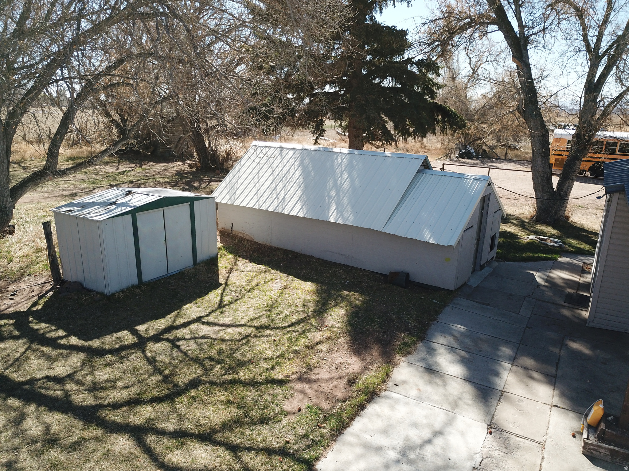 main property photo 20