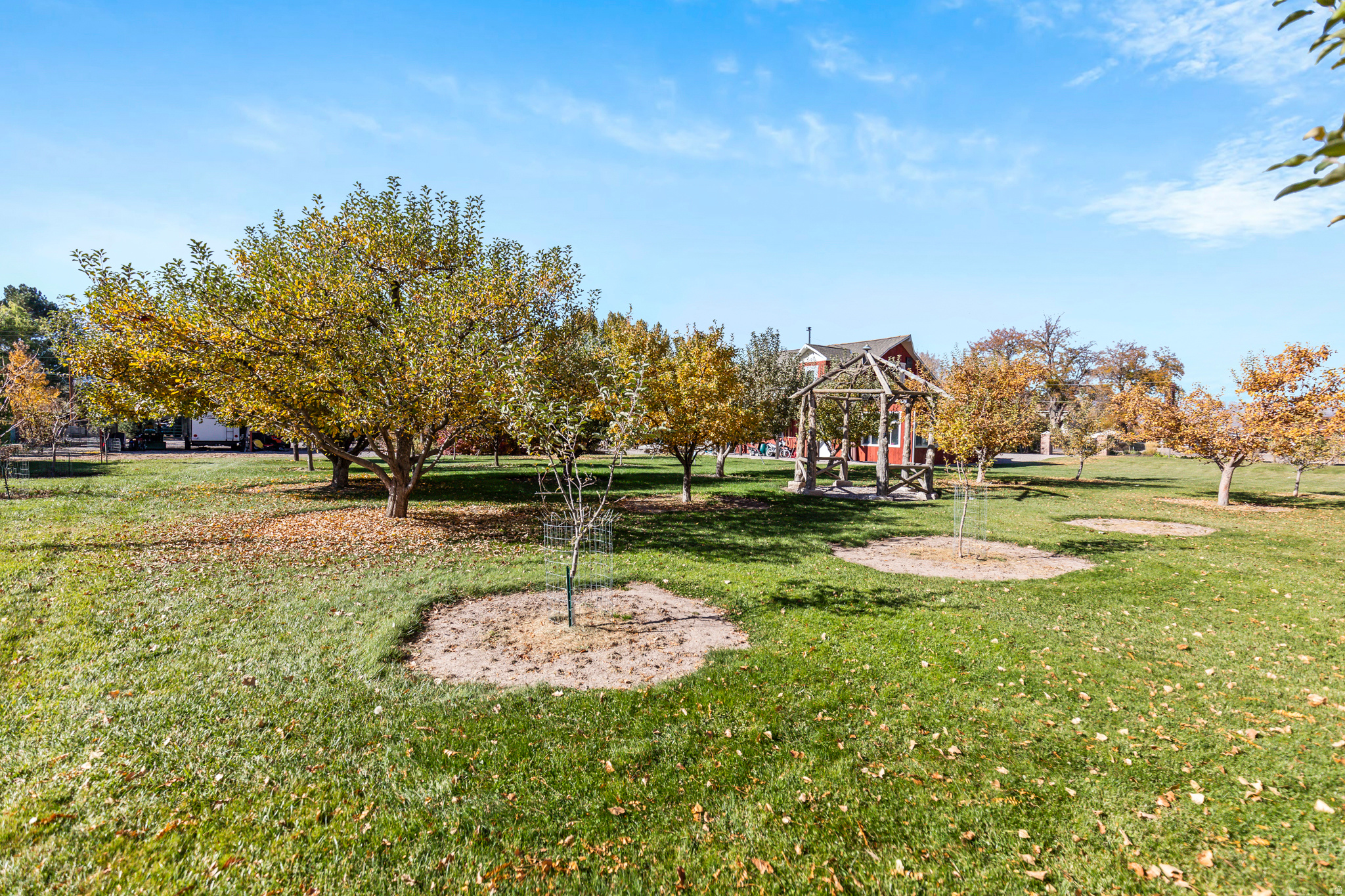 main property photo 18