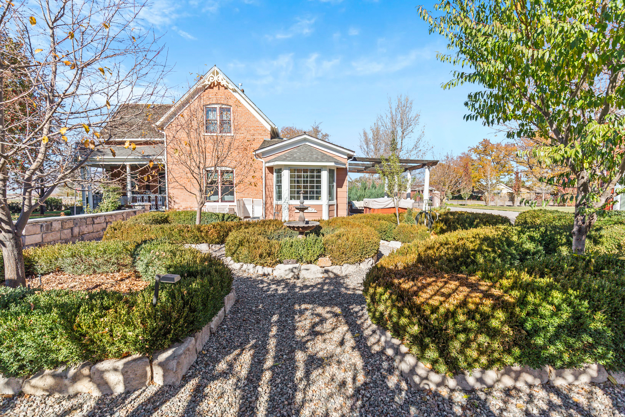 main property photo 38