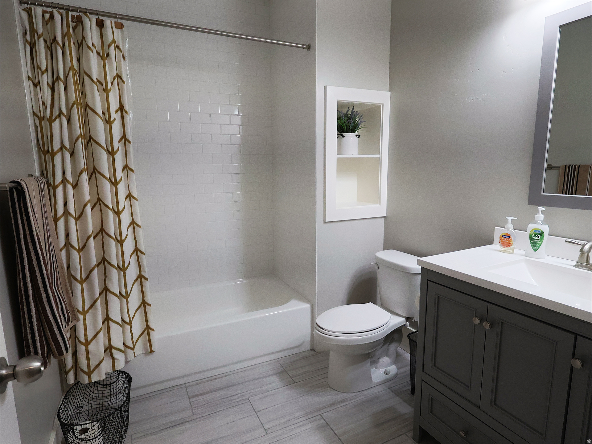 main property photo 59