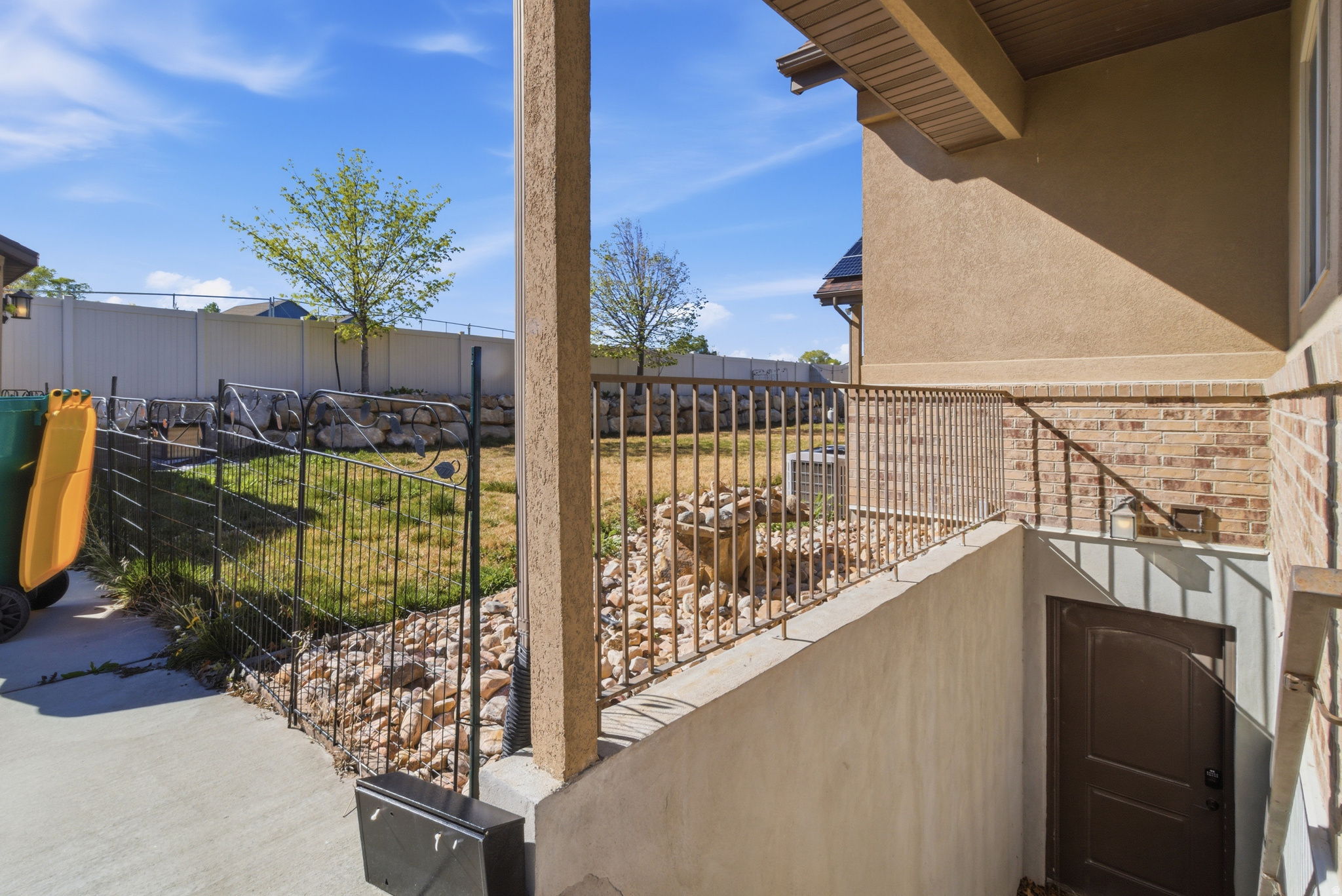 main property photo 43
