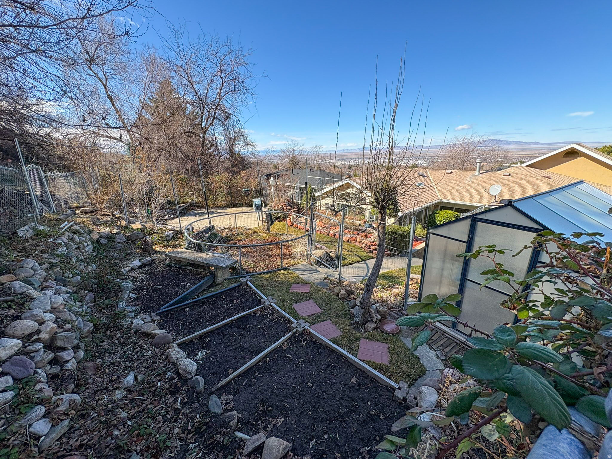 main property photo 54