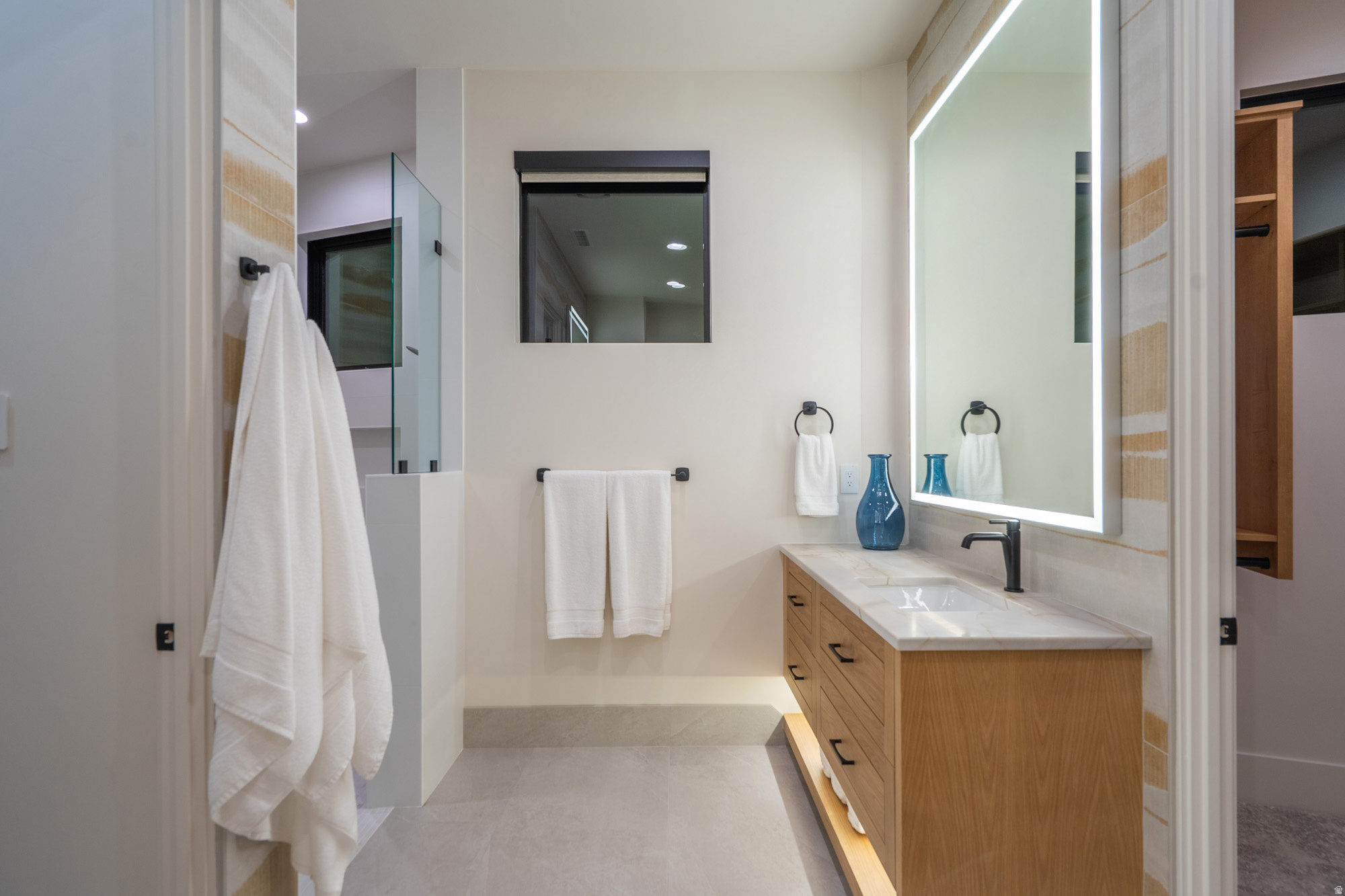 main property photo 70