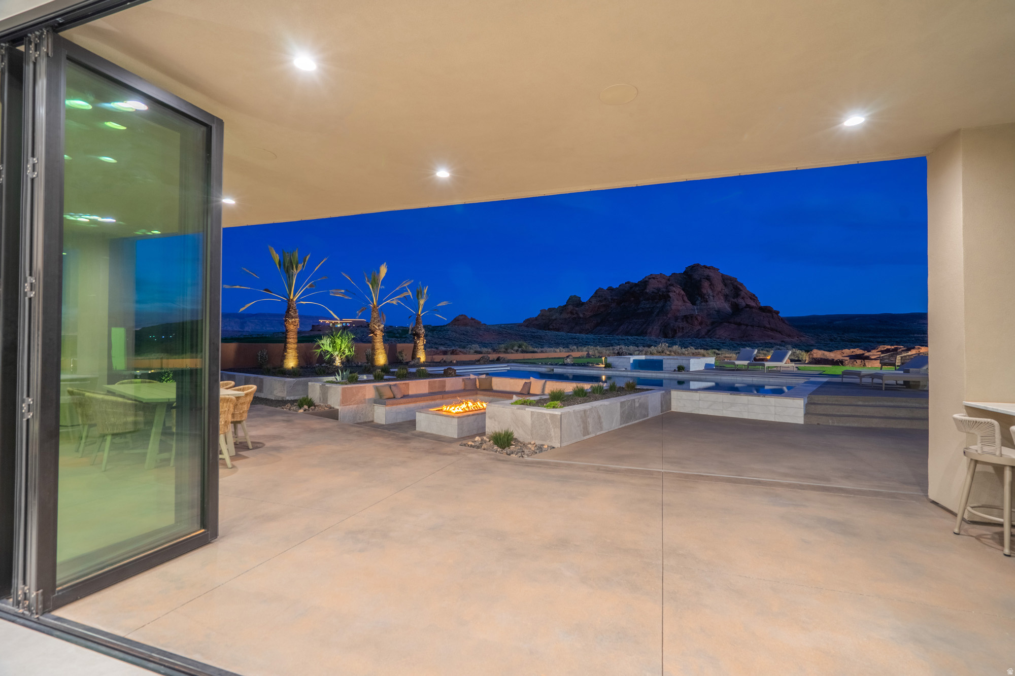 main property photo 82