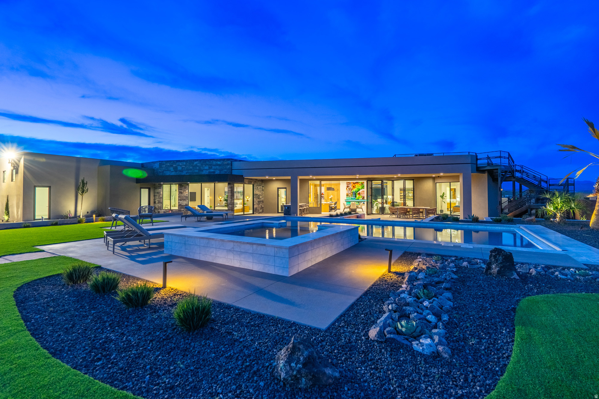 main property photo 90