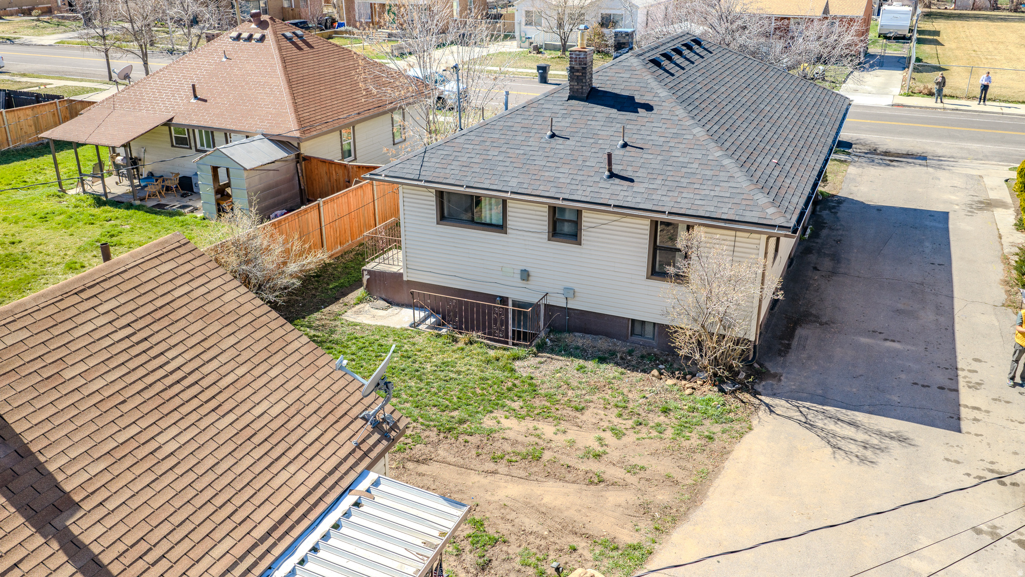 main property photo 50