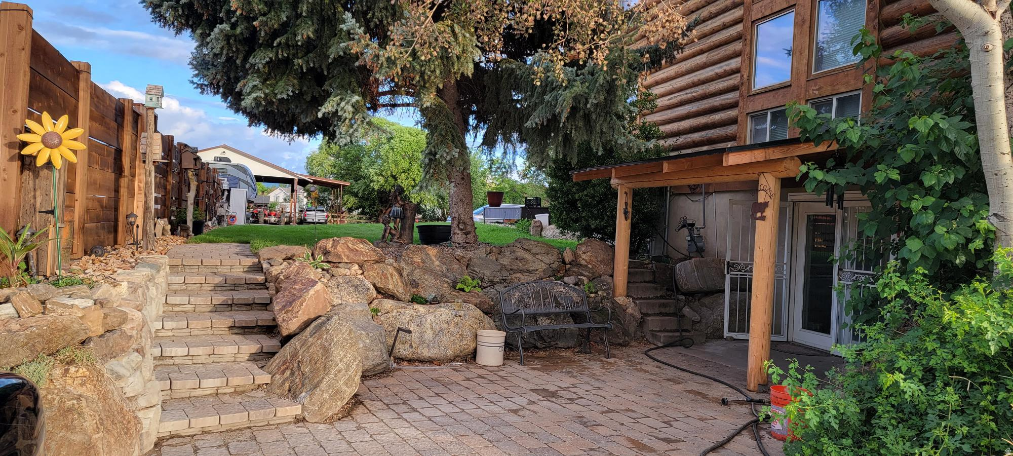 main property photo 27