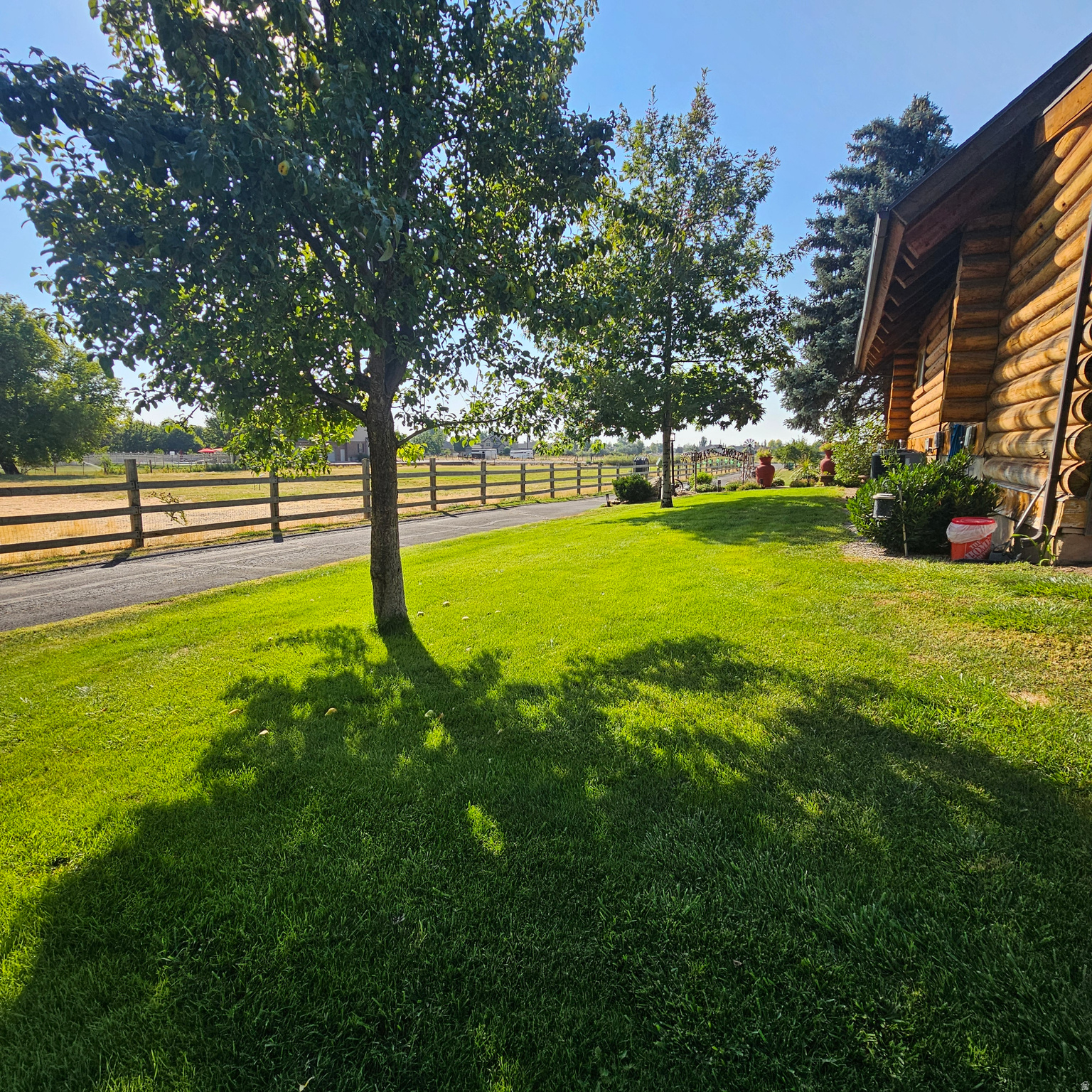 main property photo 36