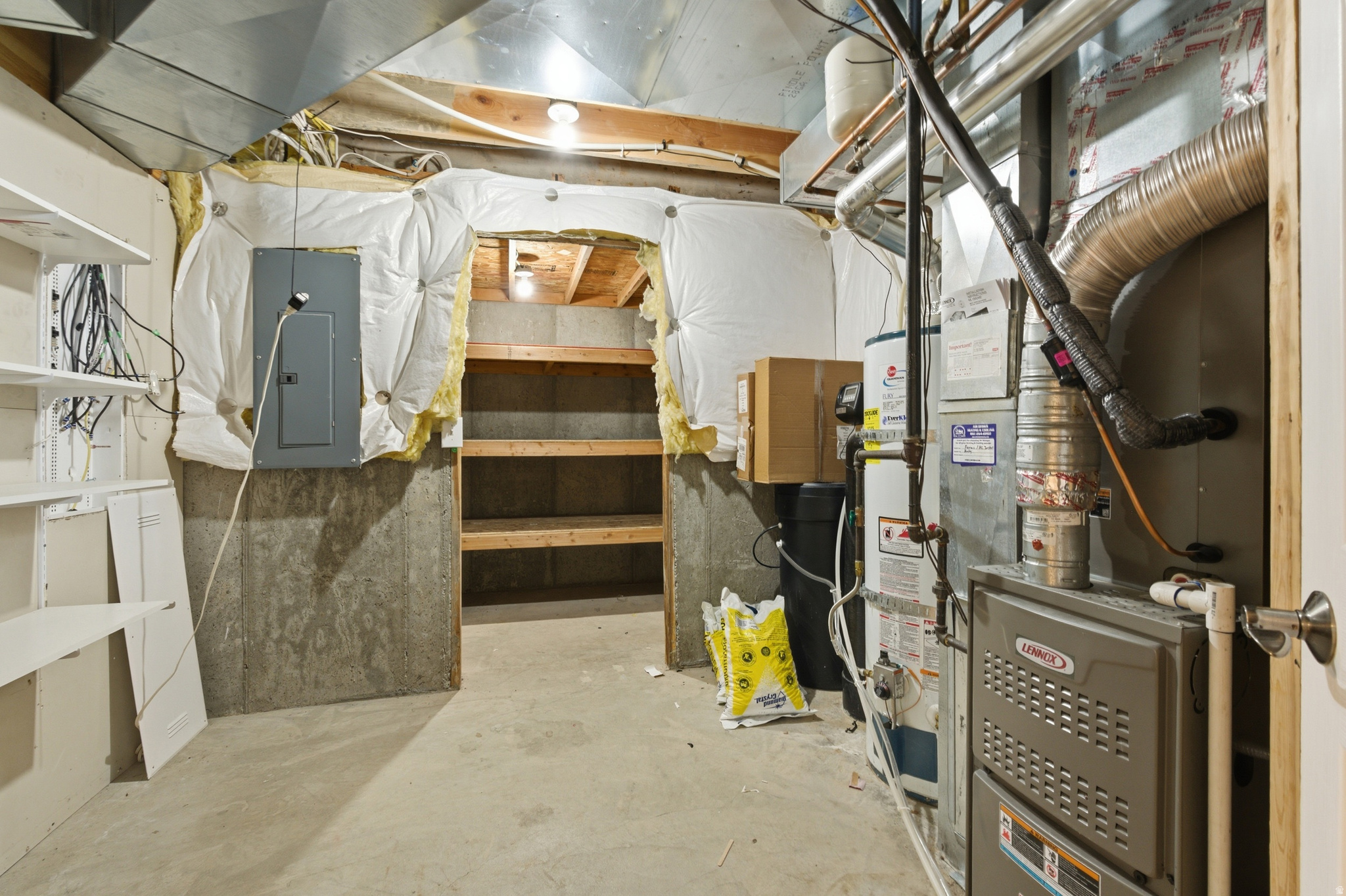 main property photo 28