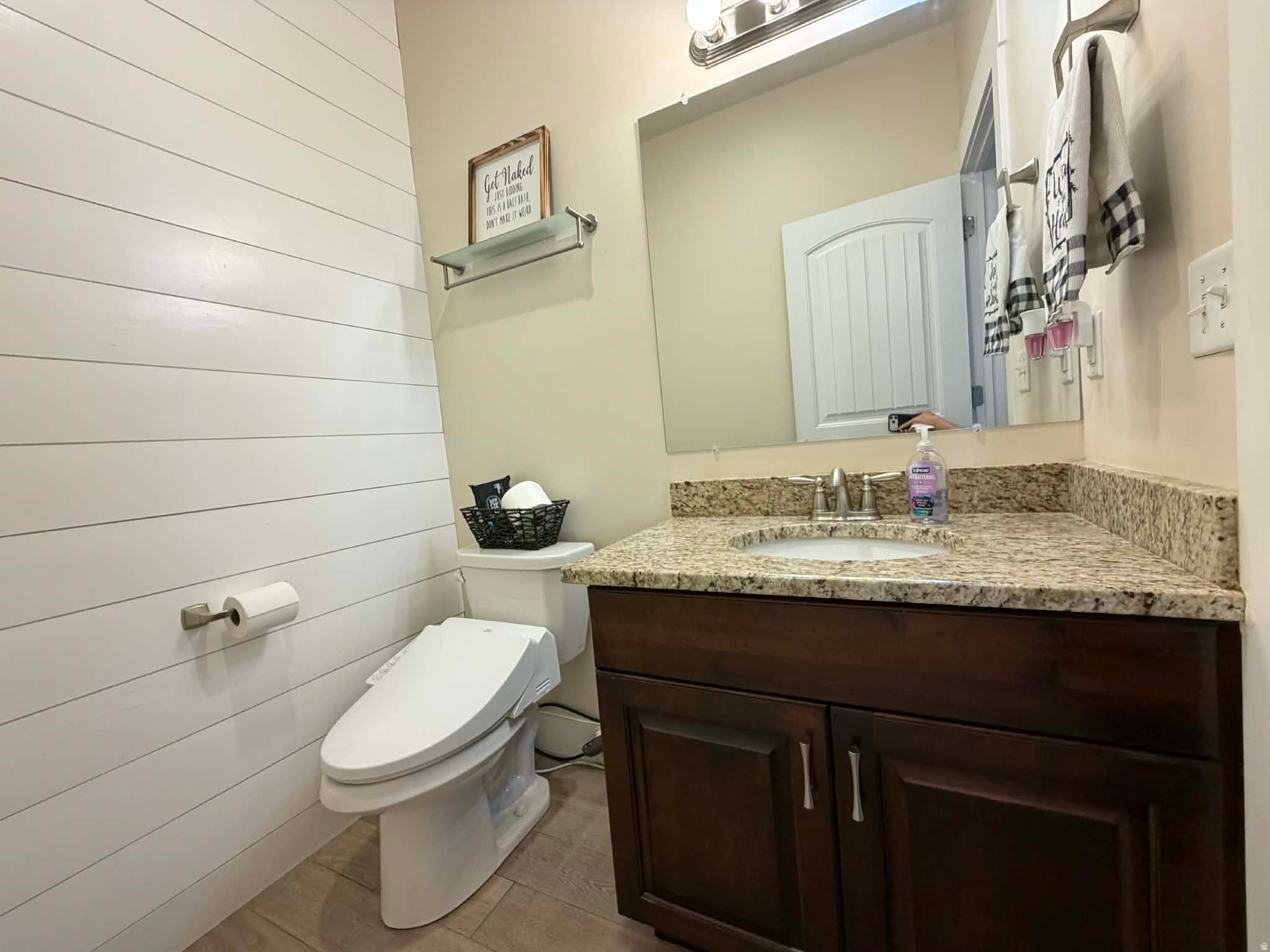 main property photo 23
