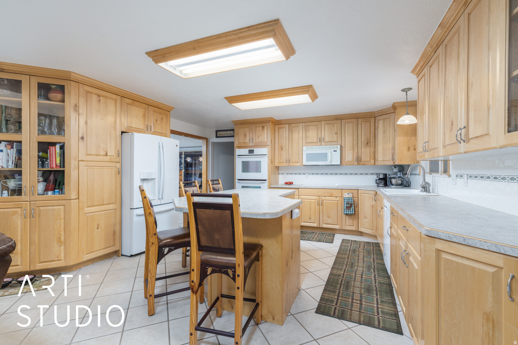main property photo 12
