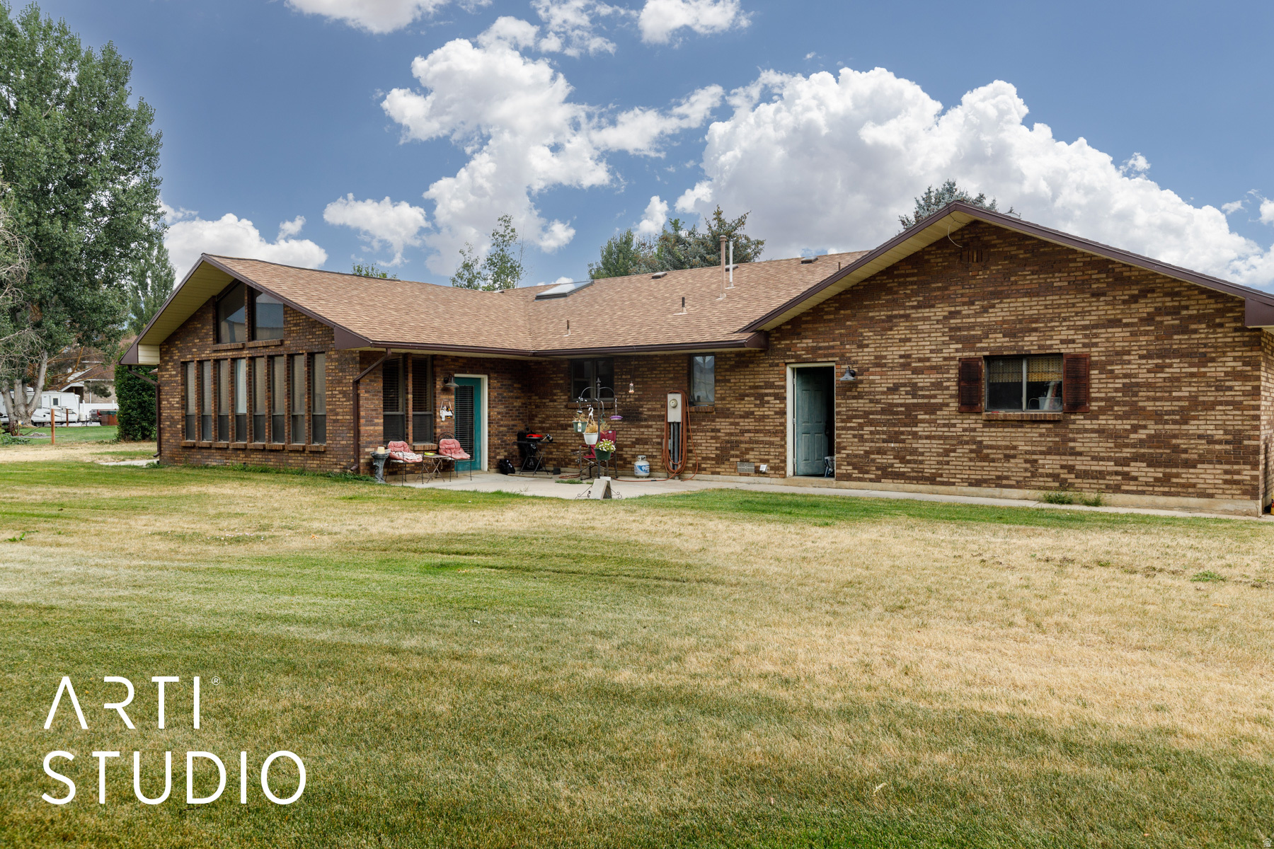 main property photo 39