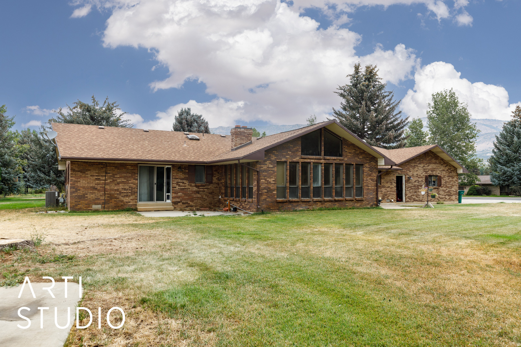 main property photo 41