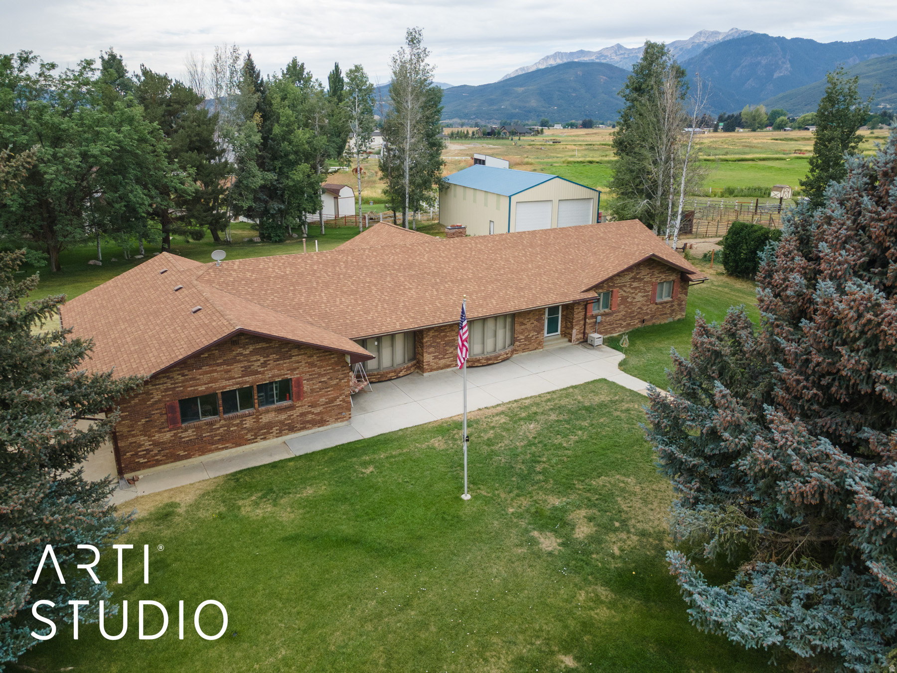 main property photo 50