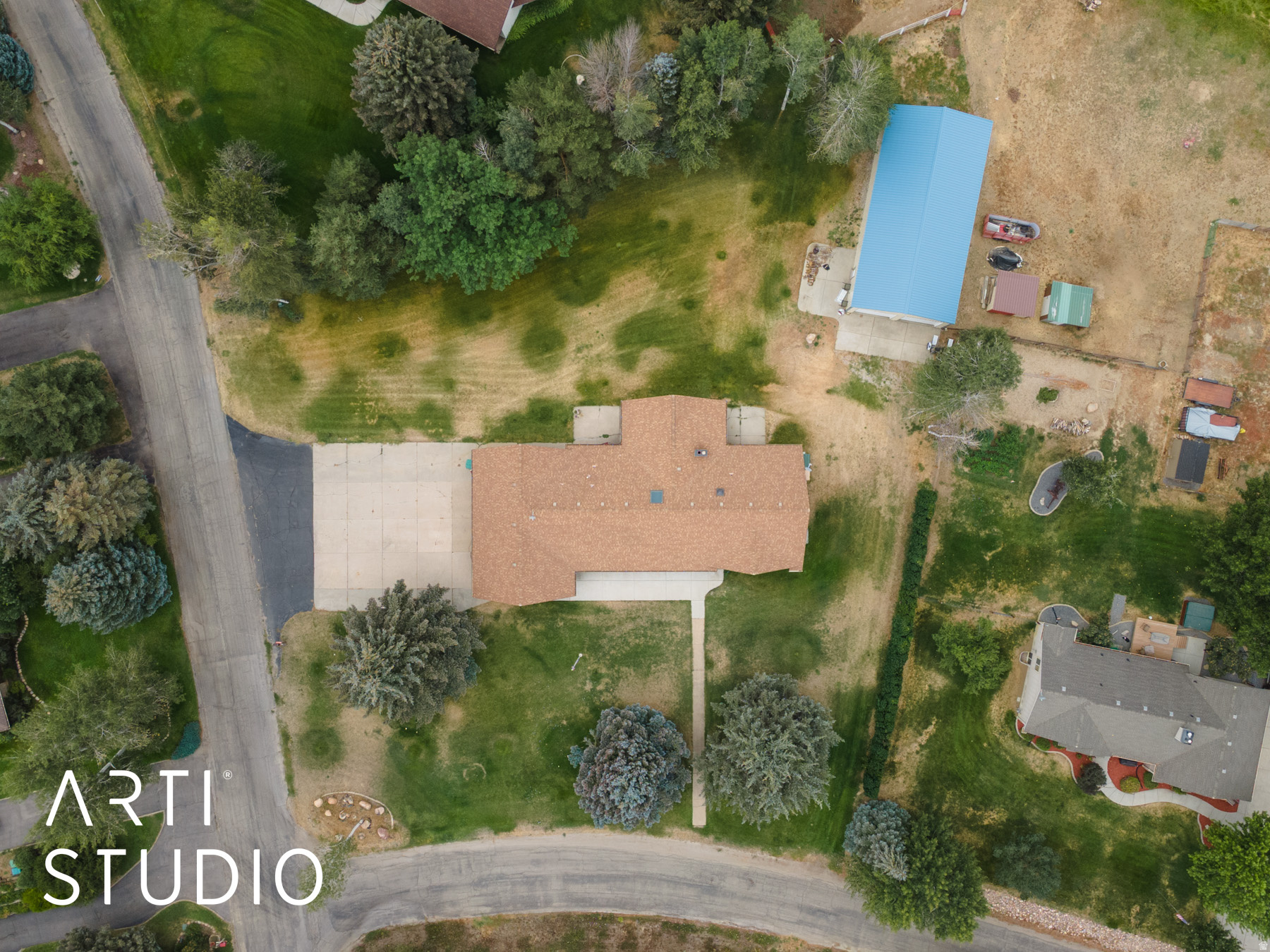 main property photo 54