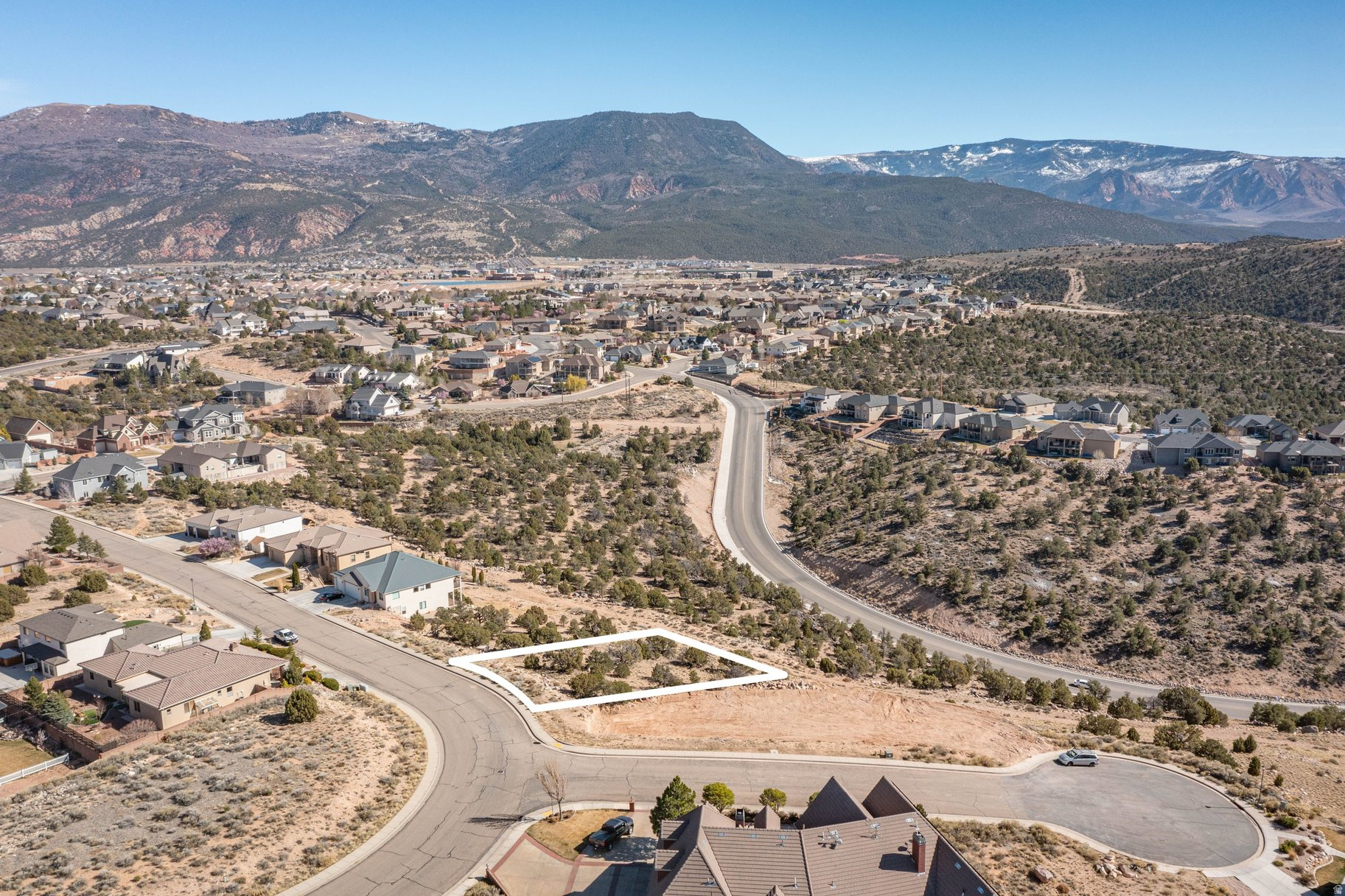 main property photo 8