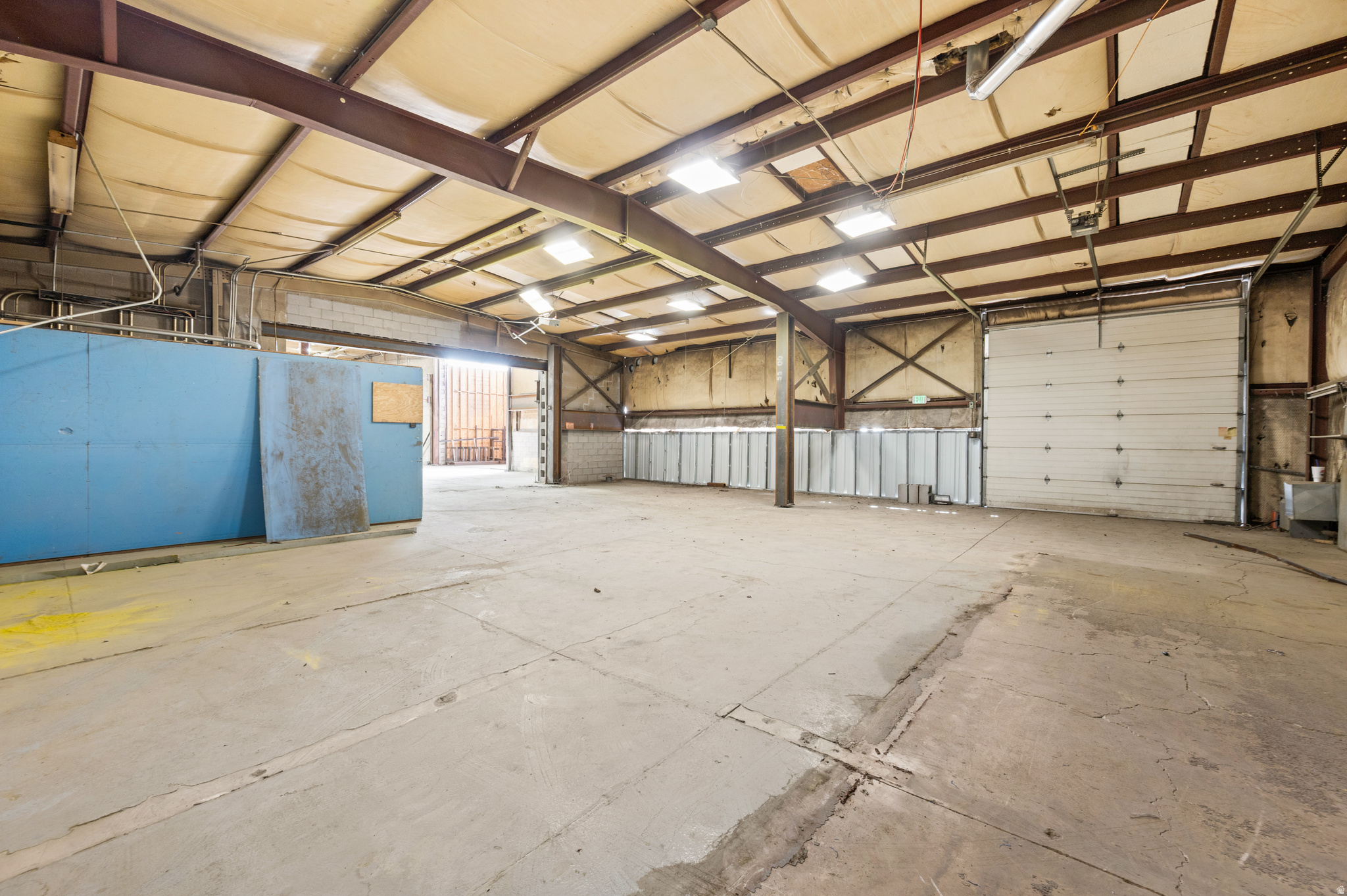 main property photo 20
