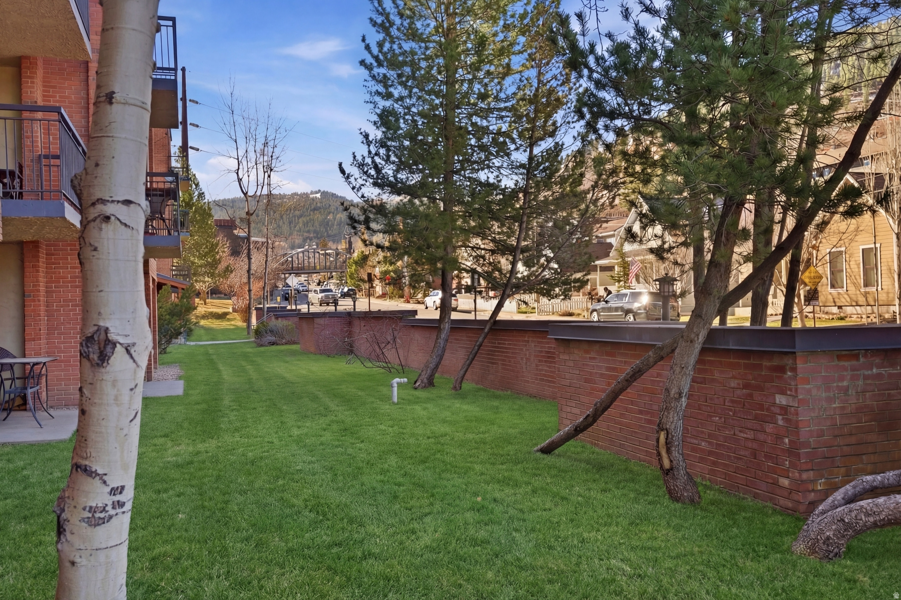 main property photo 35