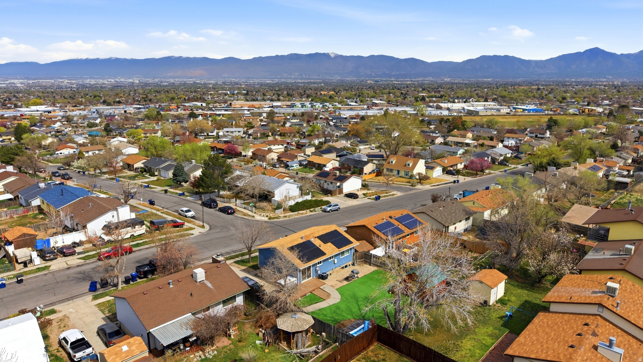 main property photo 27