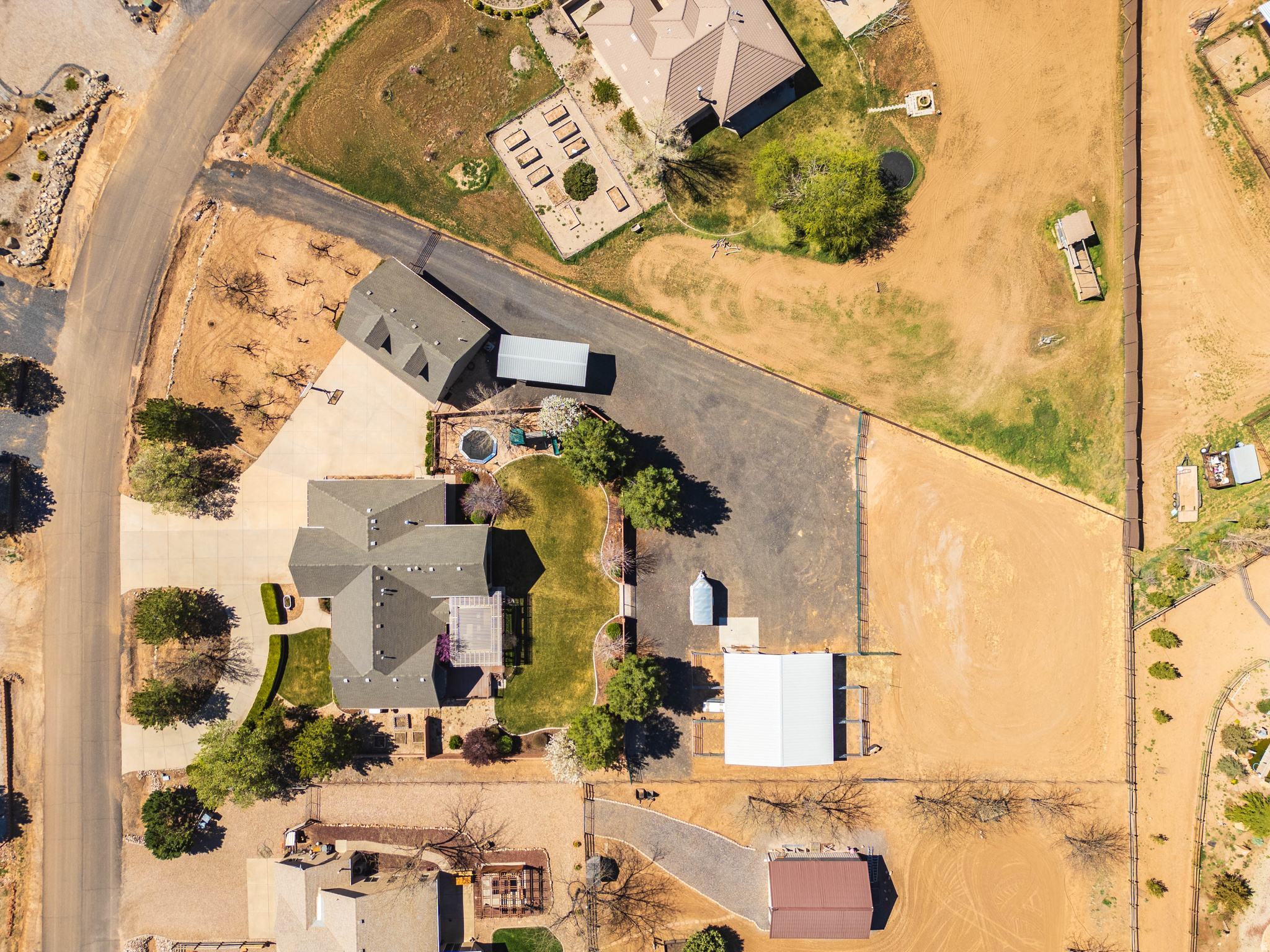 main property photo 47