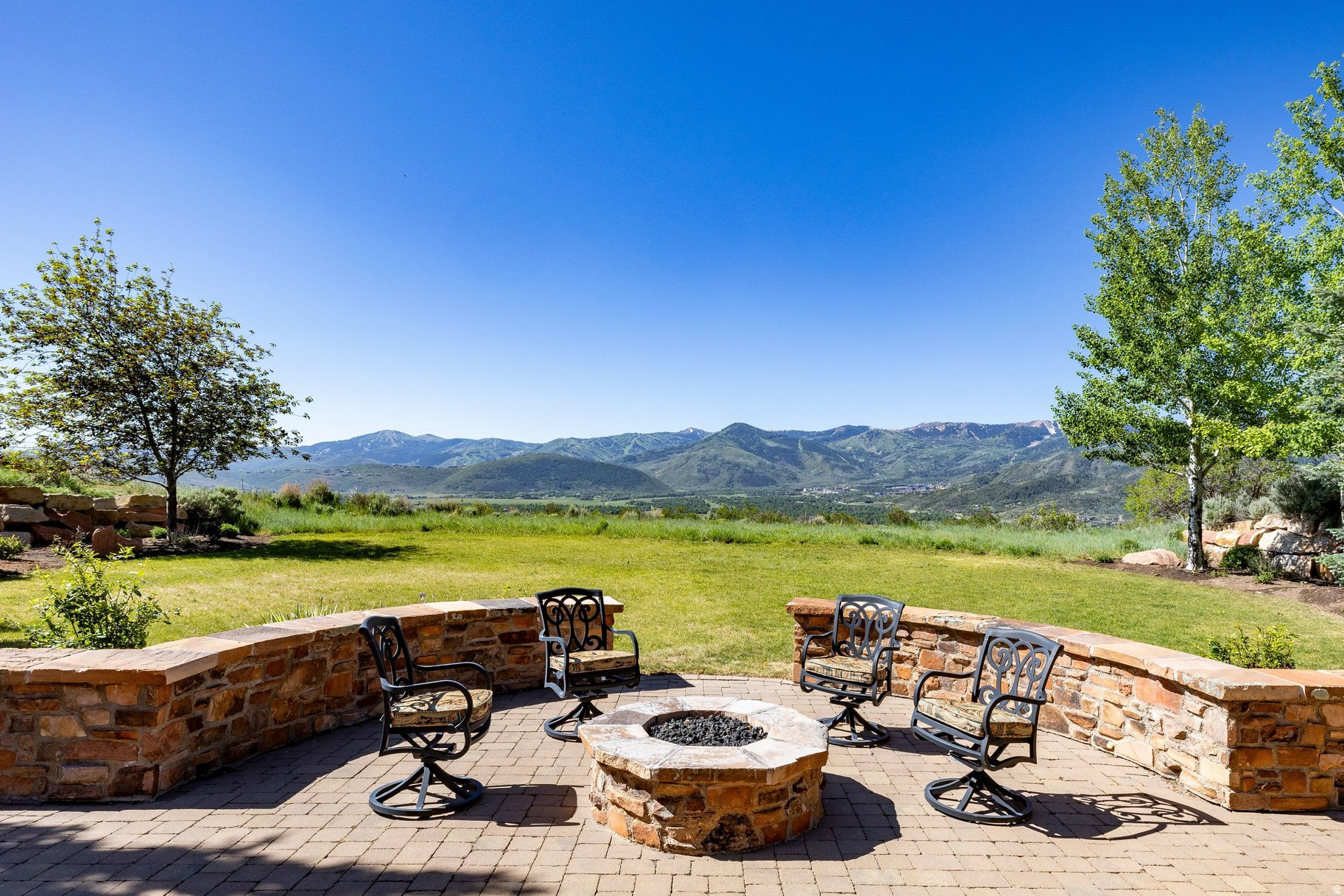 main property photo 75