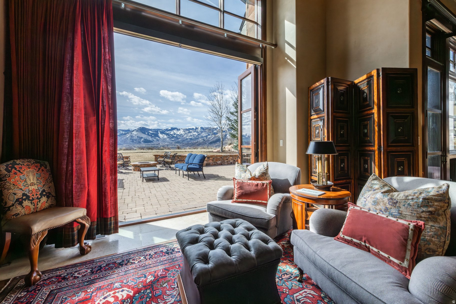 main property photo 8